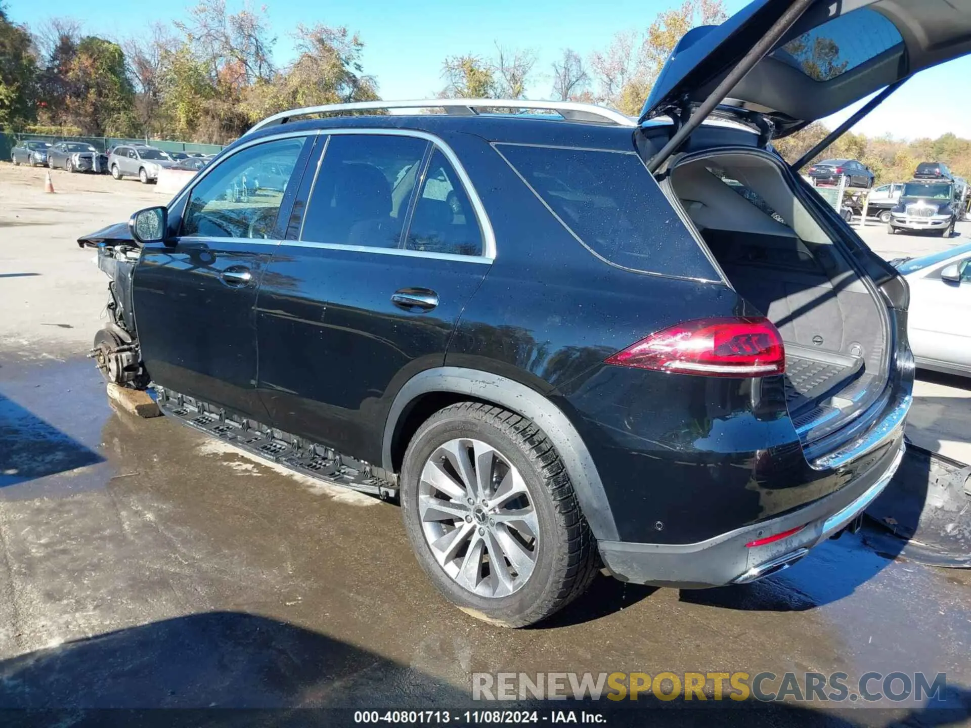 3 Photograph of a damaged car 4JGFB4KB4LA082612 MERCEDES-BENZ GLE 350 2020