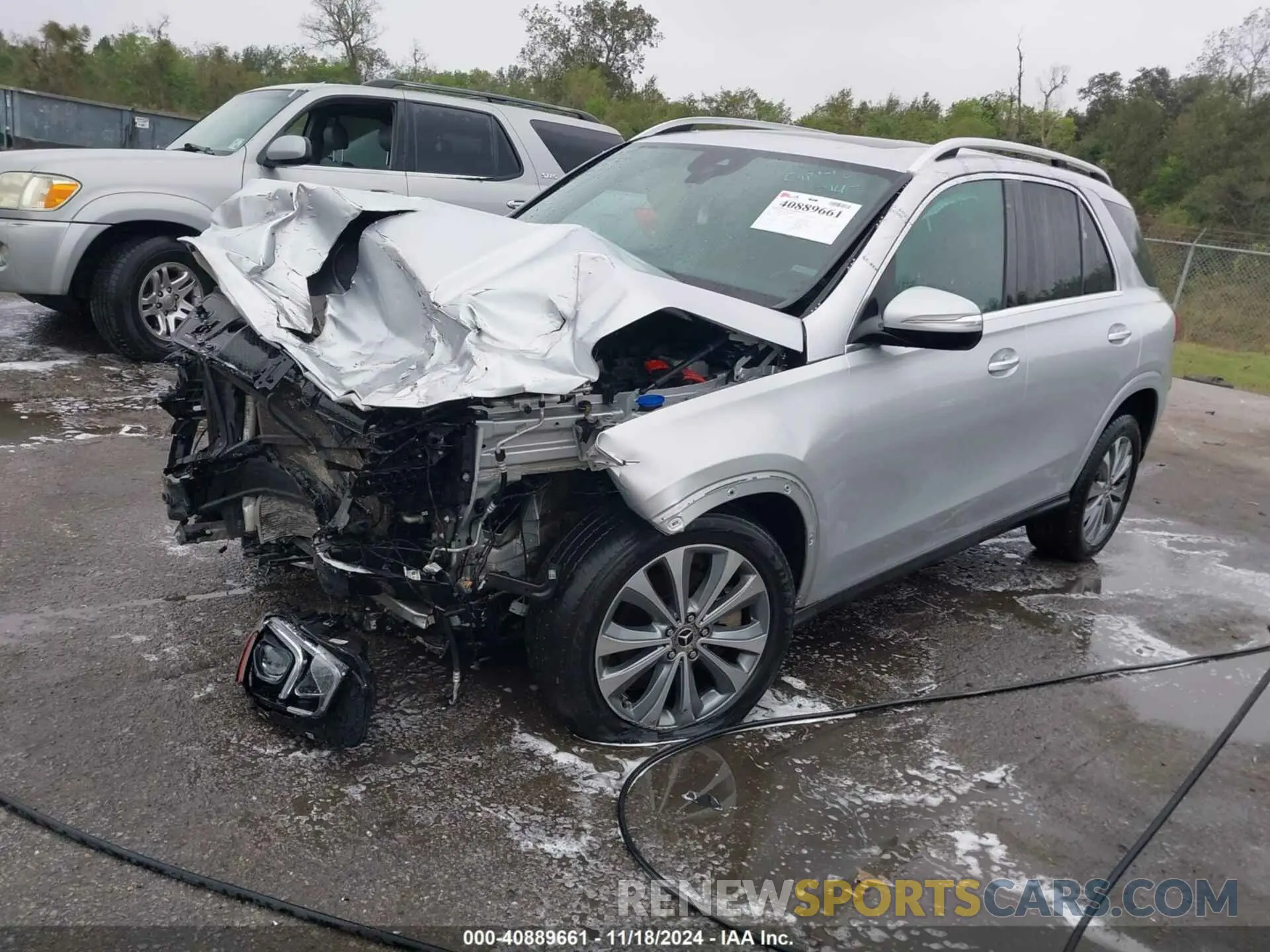2 Photograph of a damaged car 4JGFB4KB5LA078147 MERCEDES-BENZ GLE 350 2020