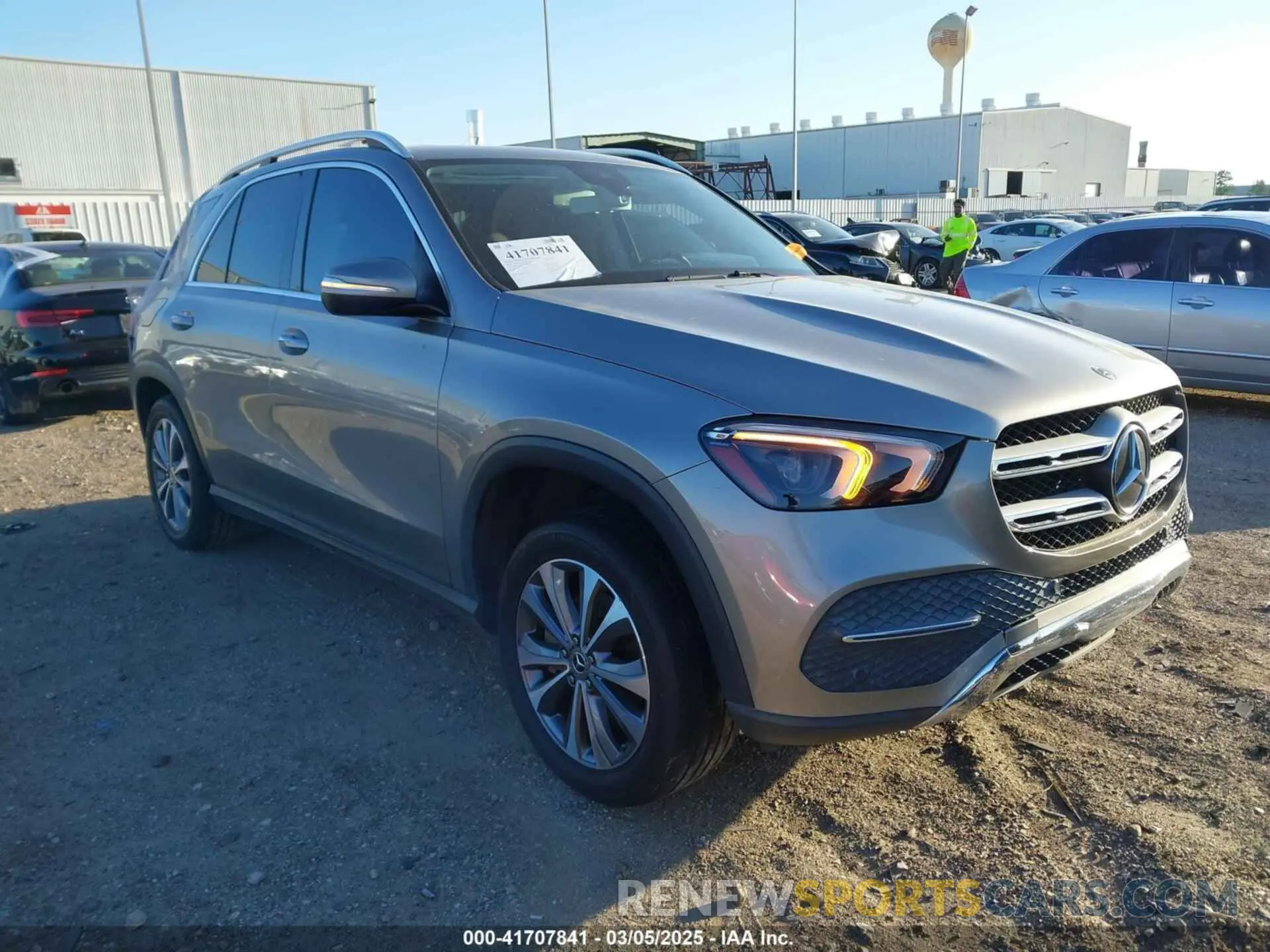 1 Фотография поврежденного автомобиля 4JGFB4KB7LA011856 MERCEDES-BENZ GLE 350 2020