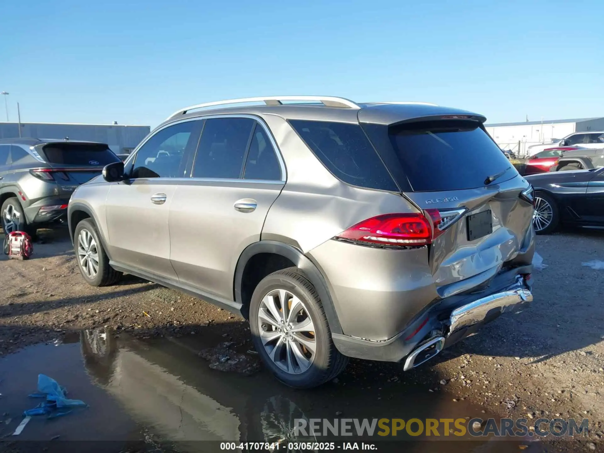 3 Фотография поврежденного автомобиля 4JGFB4KB7LA011856 MERCEDES-BENZ GLE 350 2020