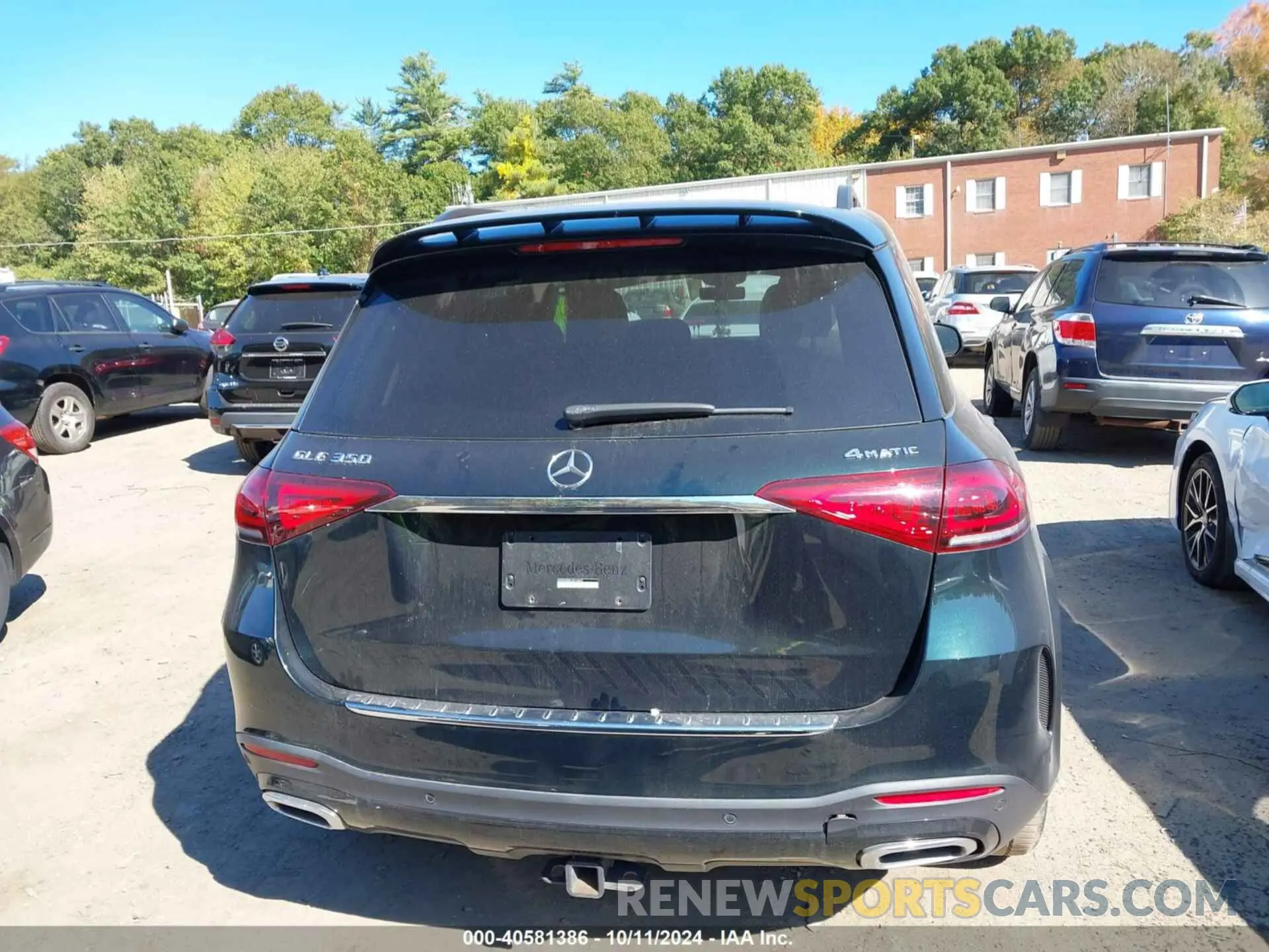 17 Photograph of a damaged car 4JGFB4KB8LA214643 MERCEDES-BENZ GLE 350 2020
