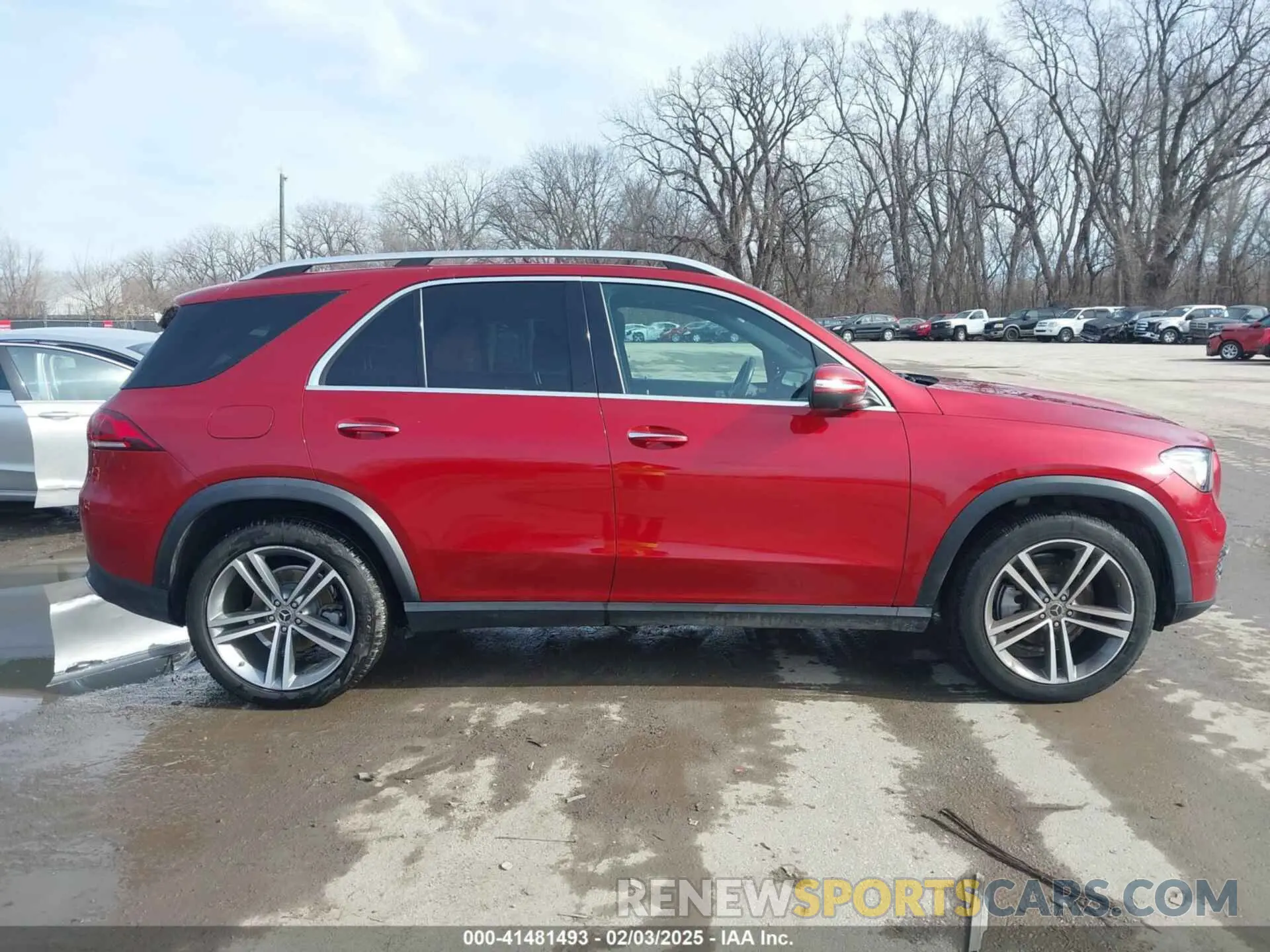 14 Photograph of a damaged car 4JGFB4KB9LA071038 MERCEDES-BENZ GLE 350 2020
