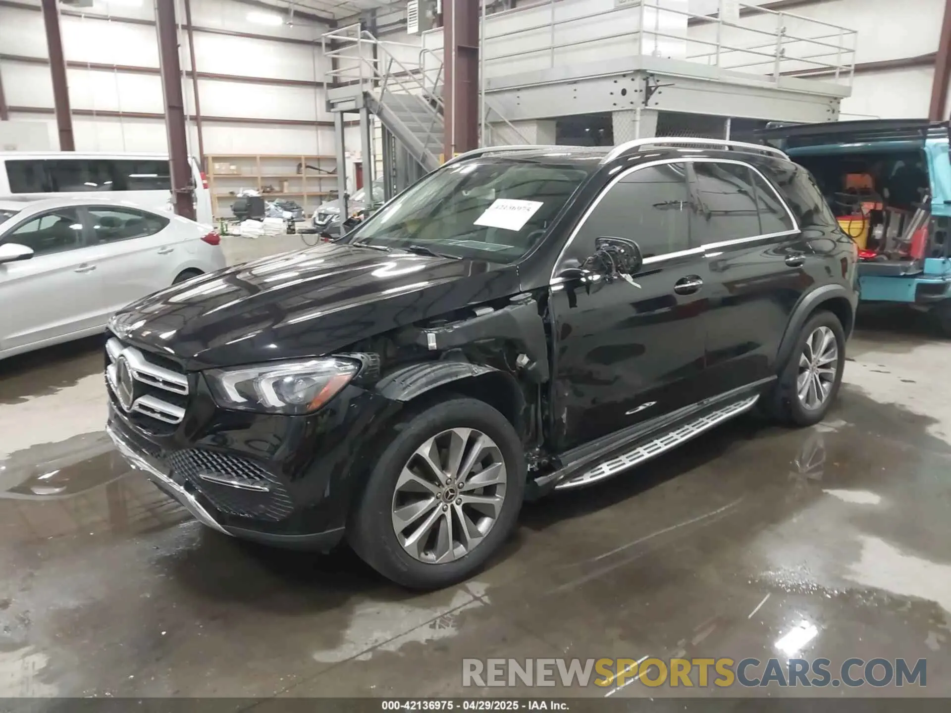 2 Photograph of a damaged car 4JGFB4KE0LA013524 MERCEDES-BENZ GLE 350 2020