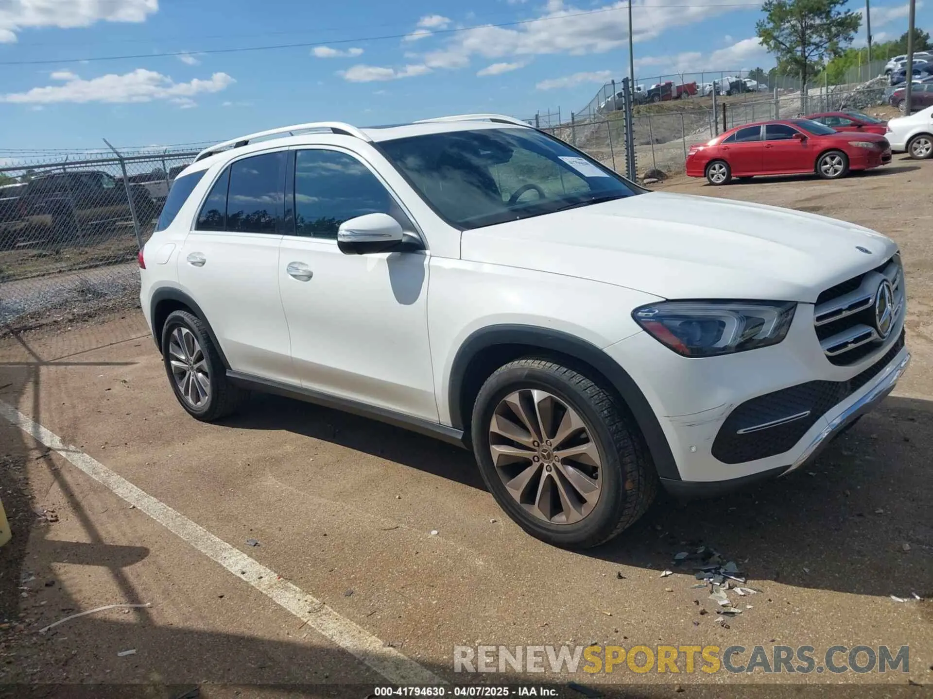 1 Photograph of a damaged car 4JGFB4KE2LA089441 MERCEDES-BENZ GLE 350 2020