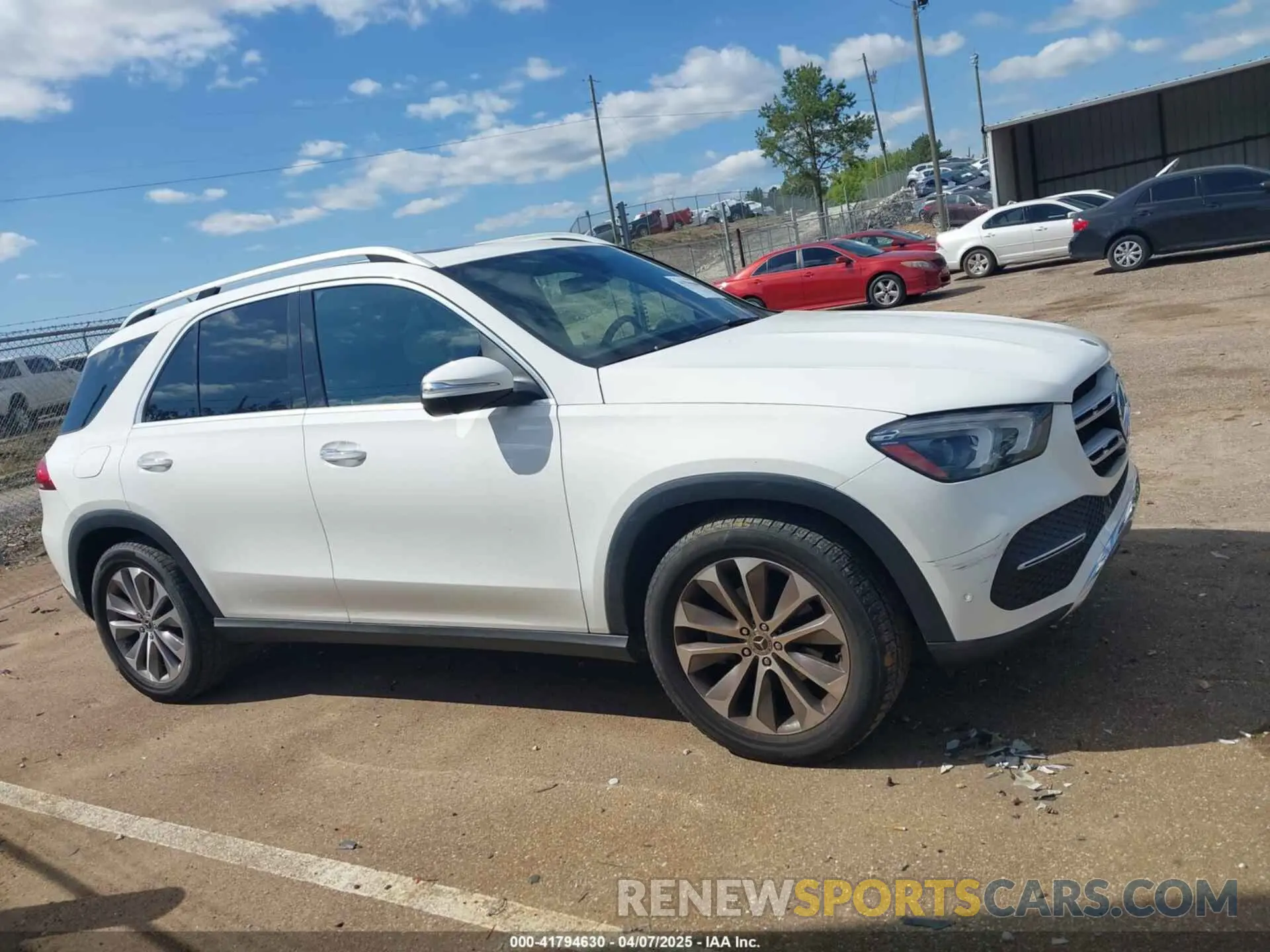 13 Photograph of a damaged car 4JGFB4KE2LA089441 MERCEDES-BENZ GLE 350 2020