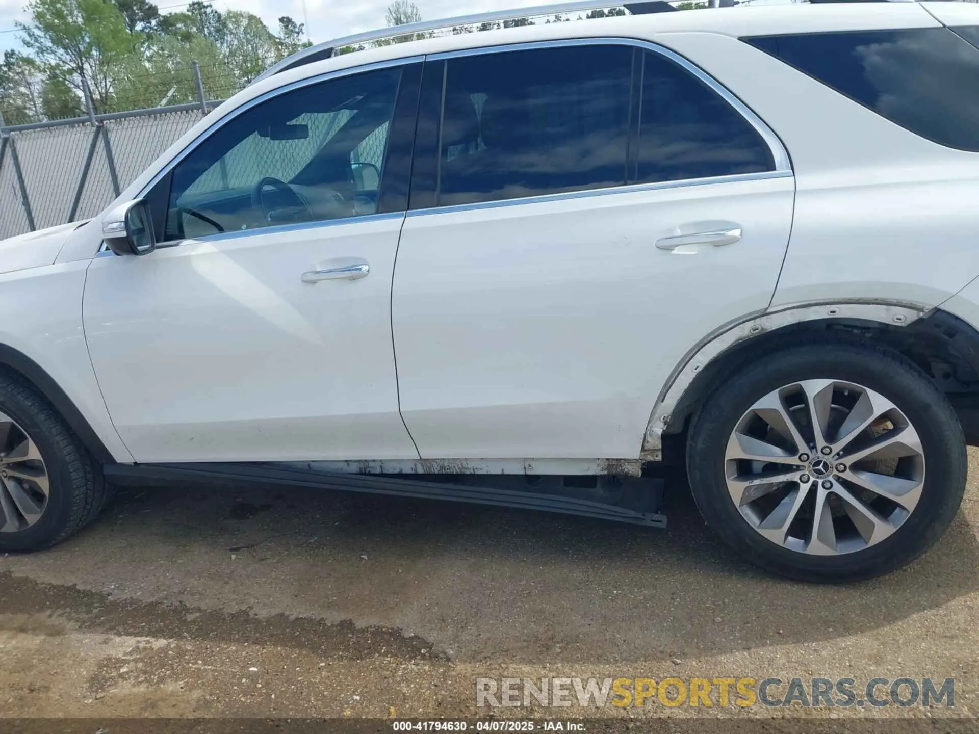 6 Photograph of a damaged car 4JGFB4KE2LA089441 MERCEDES-BENZ GLE 350 2020