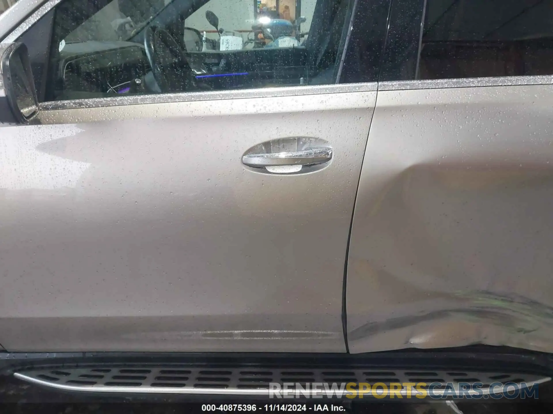 17 Photograph of a damaged car 4JGFB4KE8LA073695 MERCEDES-BENZ GLE 350 2020