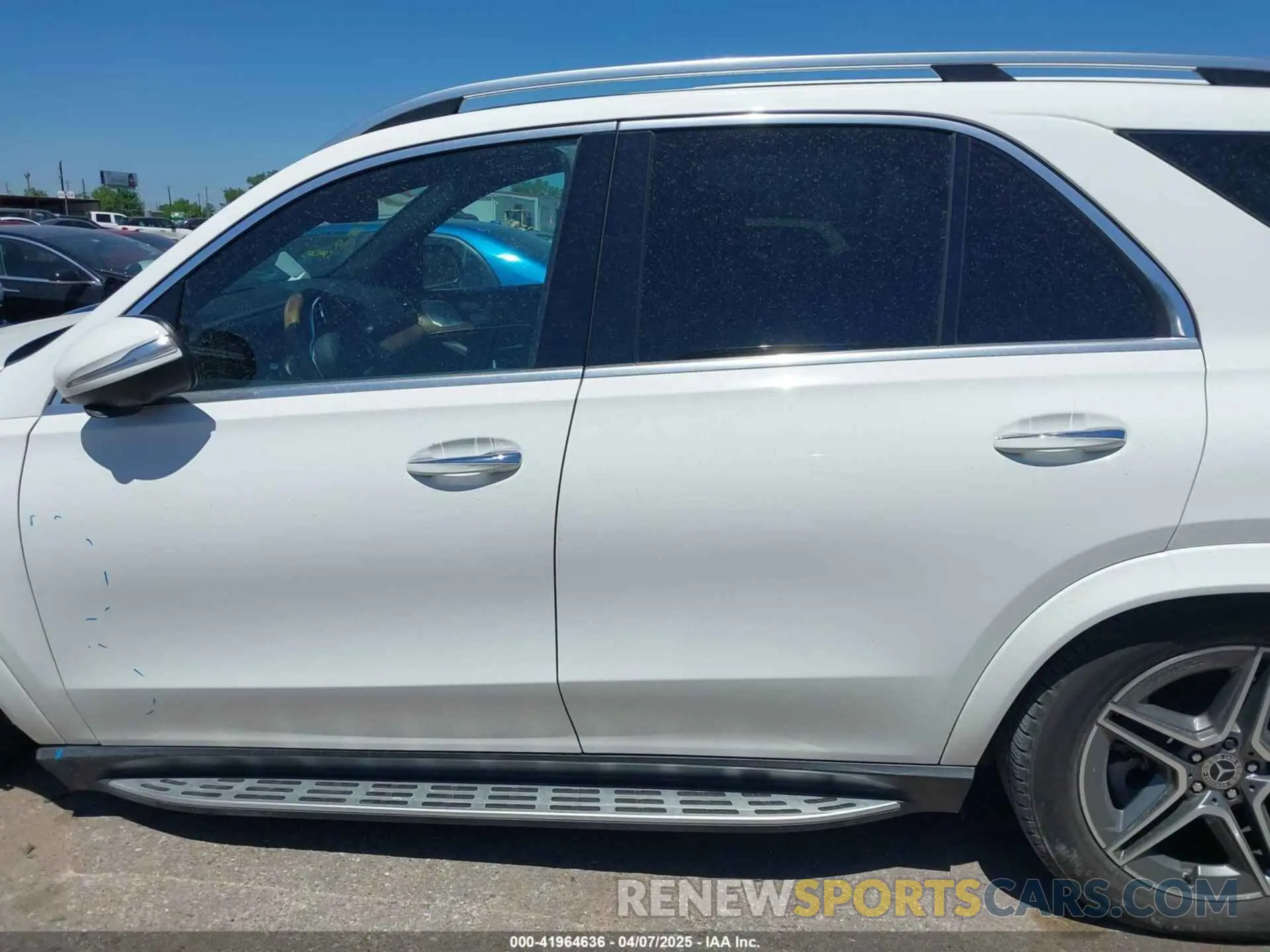 13 Photograph of a damaged car 4JGFB4JB0MA482704 MERCEDES-BENZ GLE 350 2021