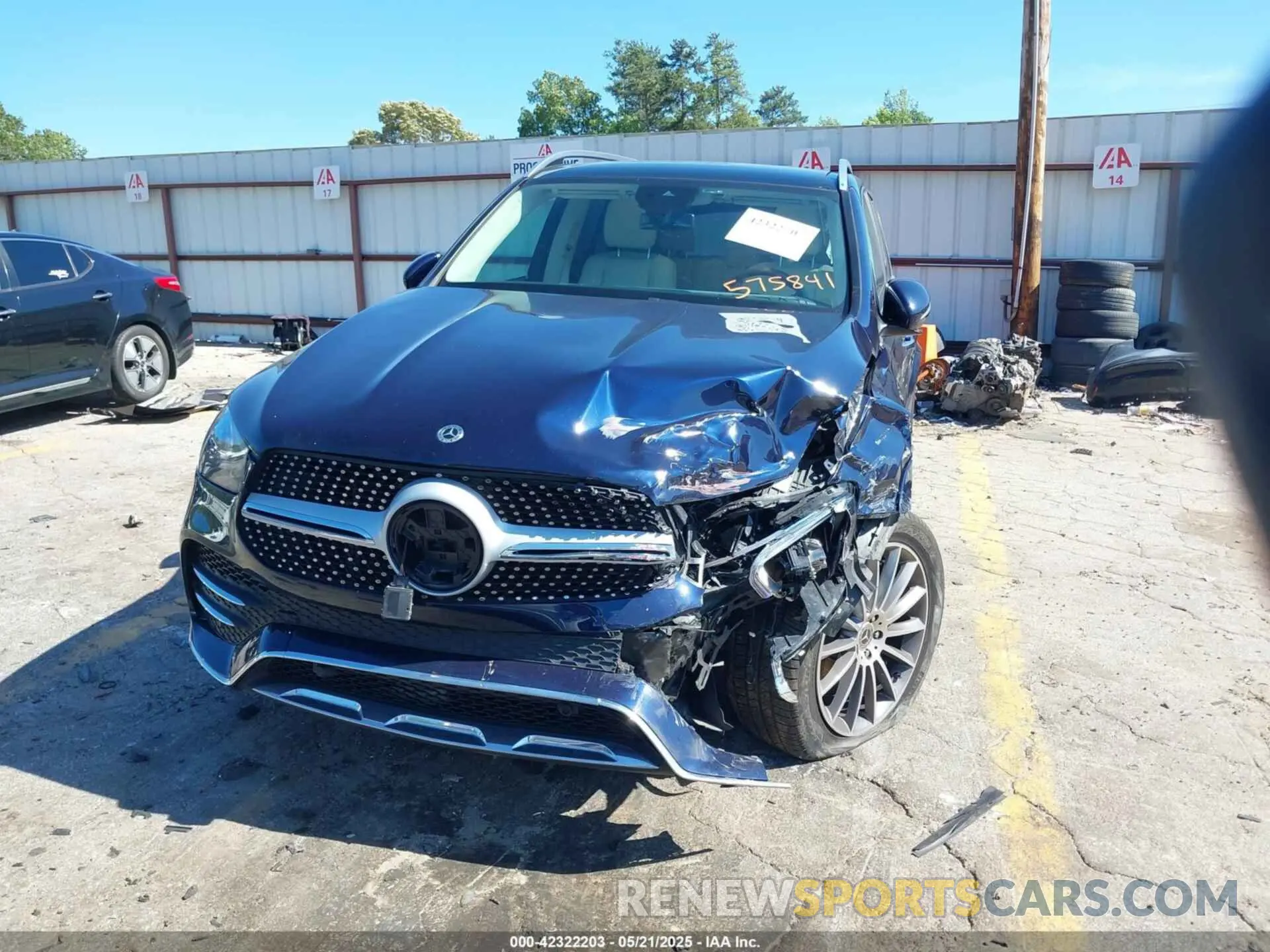 13 Photograph of a damaged car 4JGFB4JB4MA575841 MERCEDES-BENZ GLE 350 2021