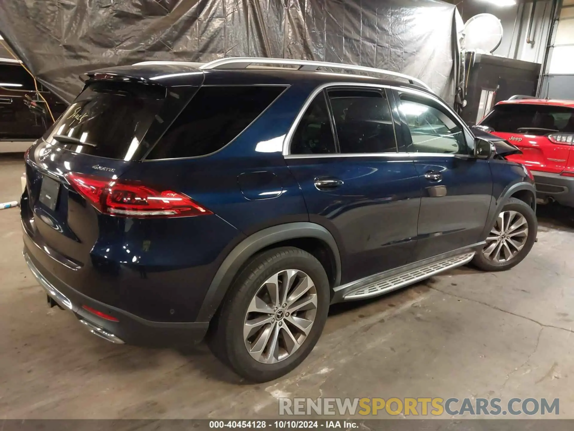 4 Photograph of a damaged car 4JGFB4KB1MA401014 MERCEDES-BENZ GLE 350 2021