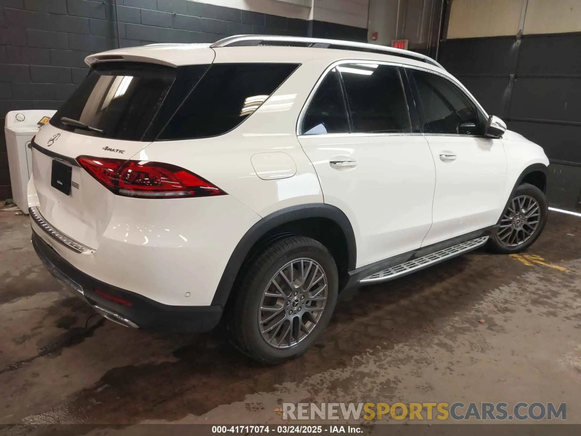 4 Photograph of a damaged car 4JGFB4KB3MA389495 MERCEDES-BENZ GLE 350 2021