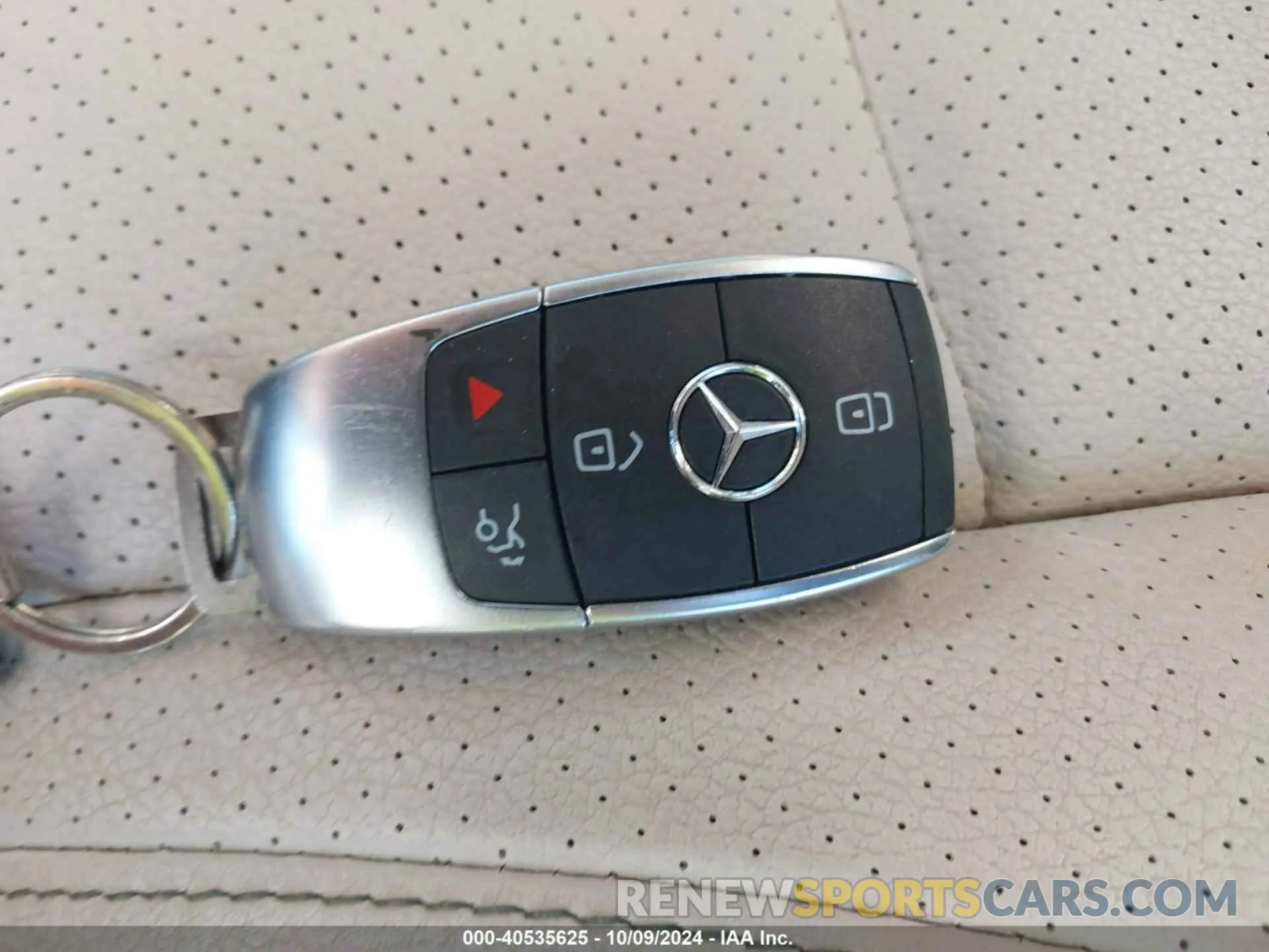 11 Photograph of a damaged car 4JGFB4KB6MA520273 MERCEDES-BENZ GLE 350 2021