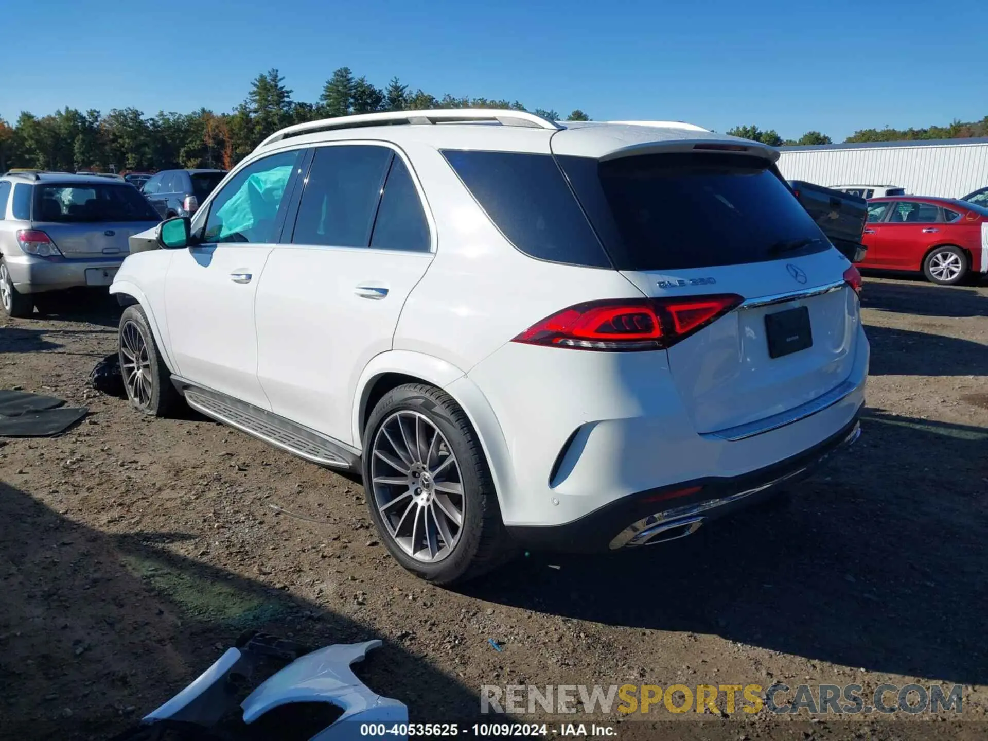 3 Photograph of a damaged car 4JGFB4KB6MA520273 MERCEDES-BENZ GLE 350 2021