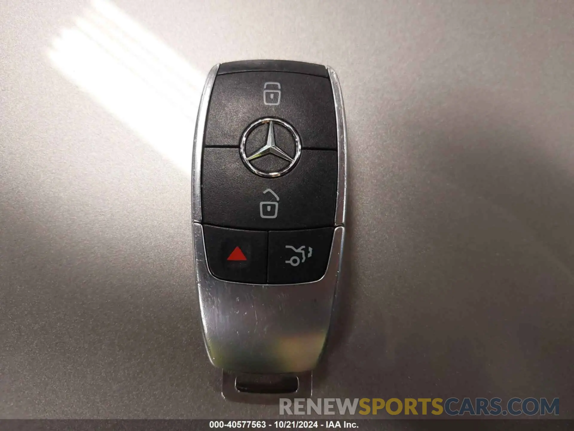 11 Photograph of a damaged car 4JGFB4KB9MA564378 MERCEDES-BENZ GLE 350 2021