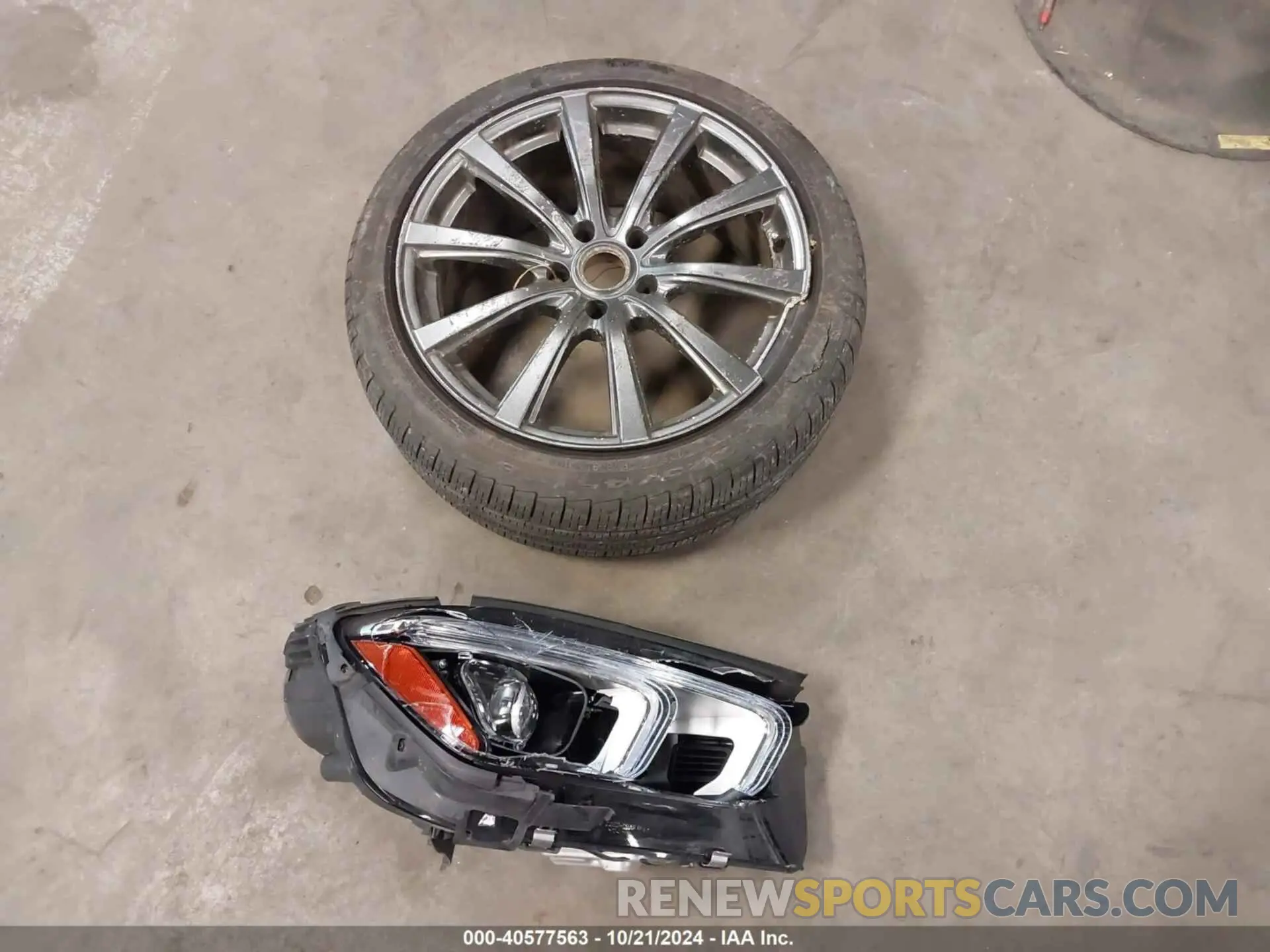 12 Photograph of a damaged car 4JGFB4KB9MA564378 MERCEDES-BENZ GLE 350 2021