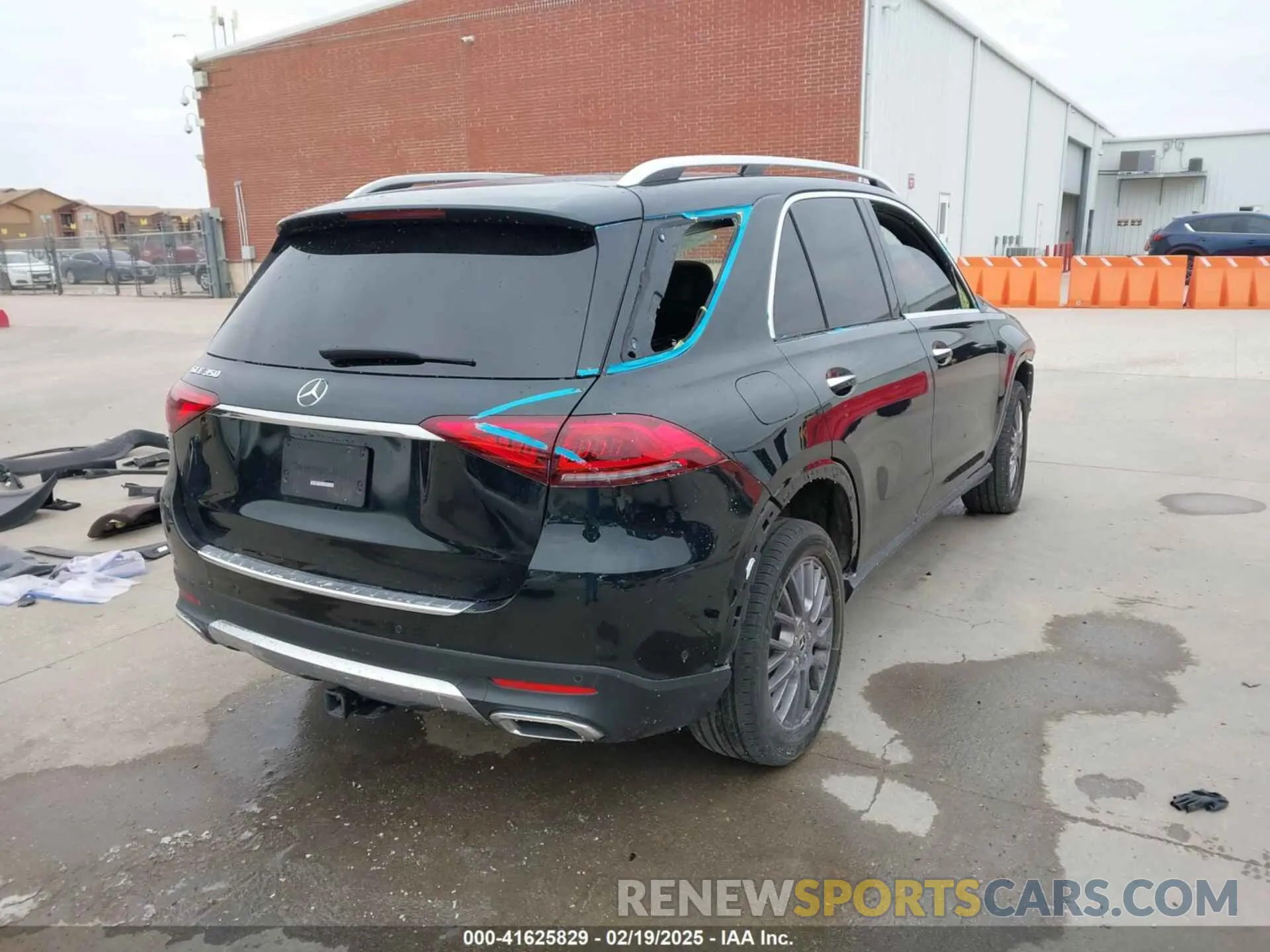 4 Фотография поврежденного автомобиля 4JGFB4JB5NA639970 MERCEDES-BENZ GLE 350 2022