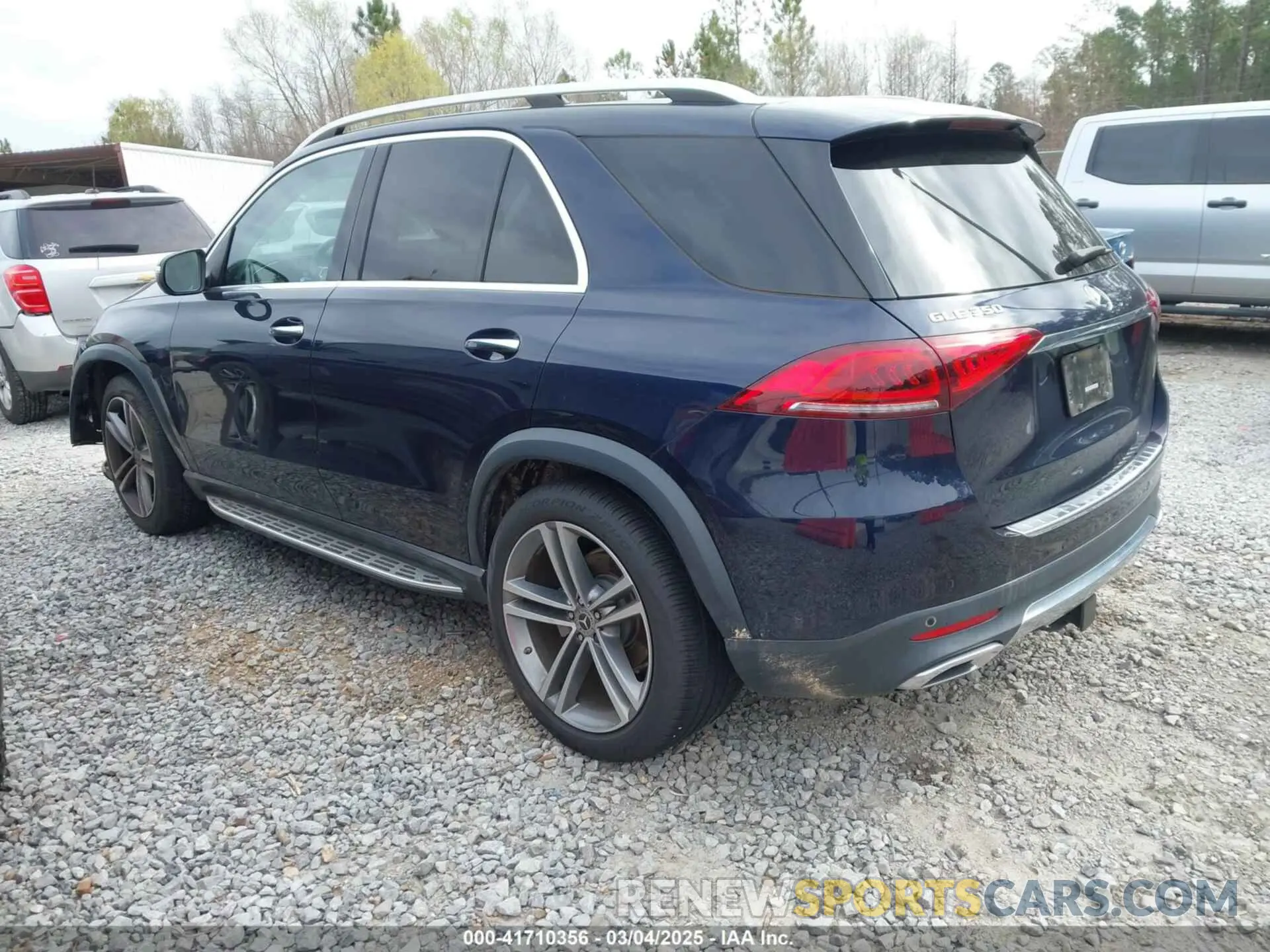 3 Photograph of a damaged car 4JGFB4JB5NA659586 MERCEDES-BENZ GLE 350 2022