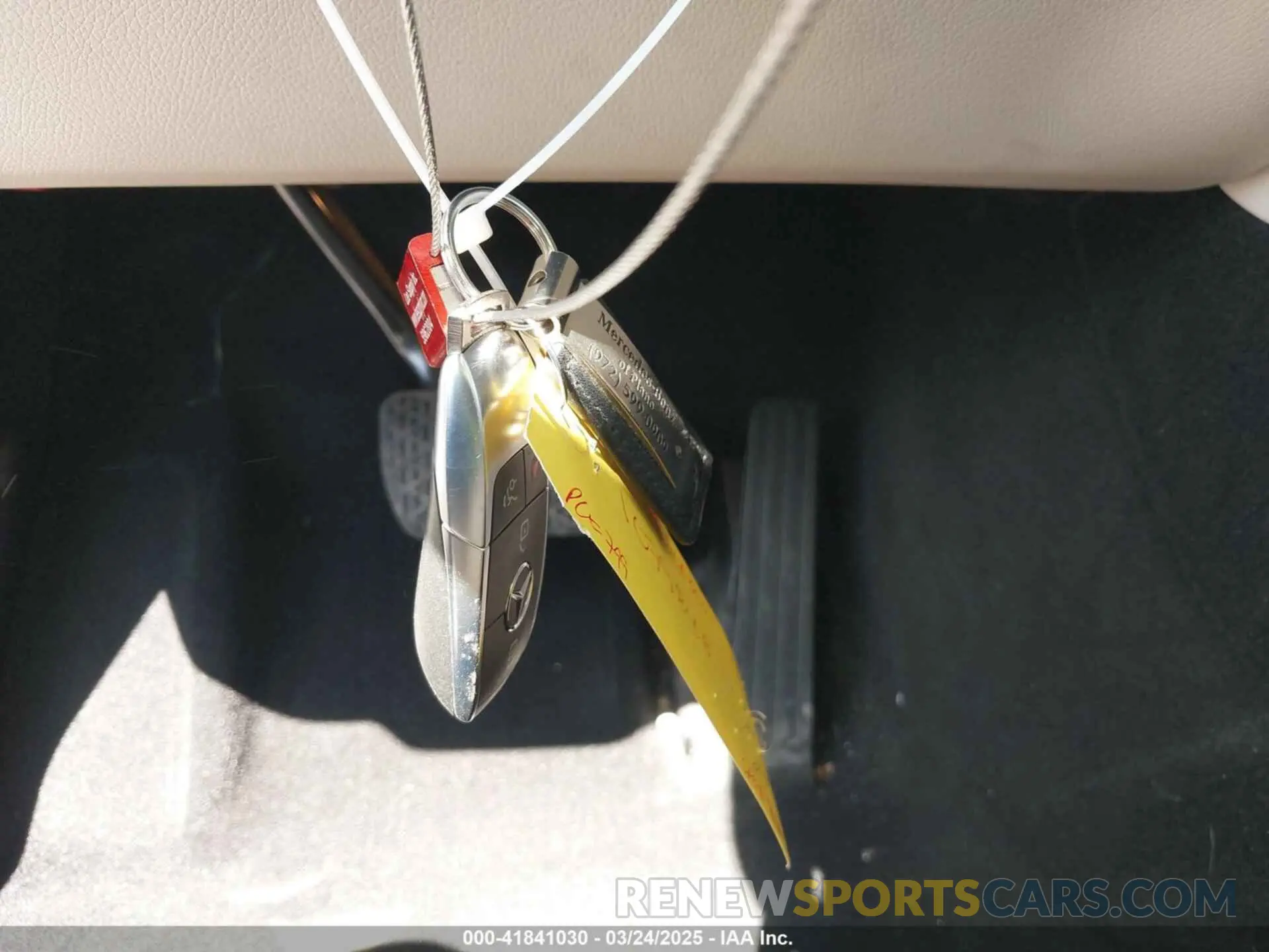 11 Photograph of a damaged car 4JGFB4JB7NA691861 MERCEDES-BENZ GLE 350 2022