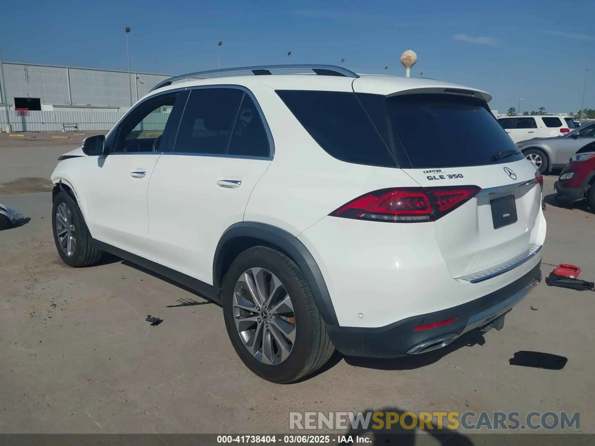 3 Photograph of a damaged car 4JGFB4JB8NA595964 MERCEDES-BENZ GLE 350 2022