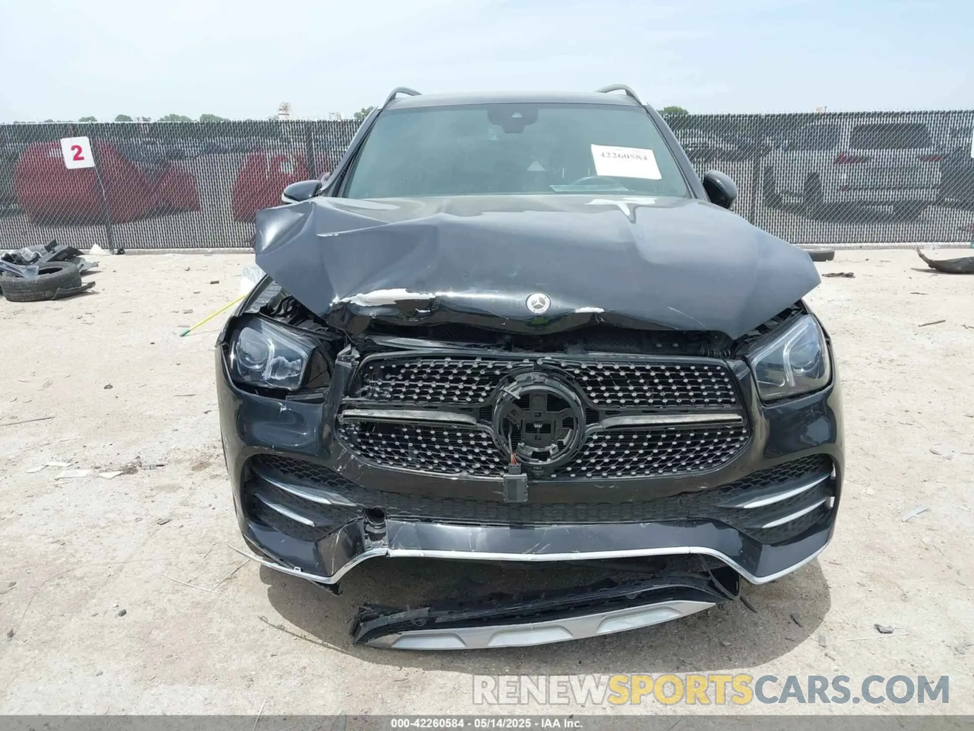 11 Photograph of a damaged car 4JGFB4JB9NA598372 MERCEDES-BENZ GLE 350 2022