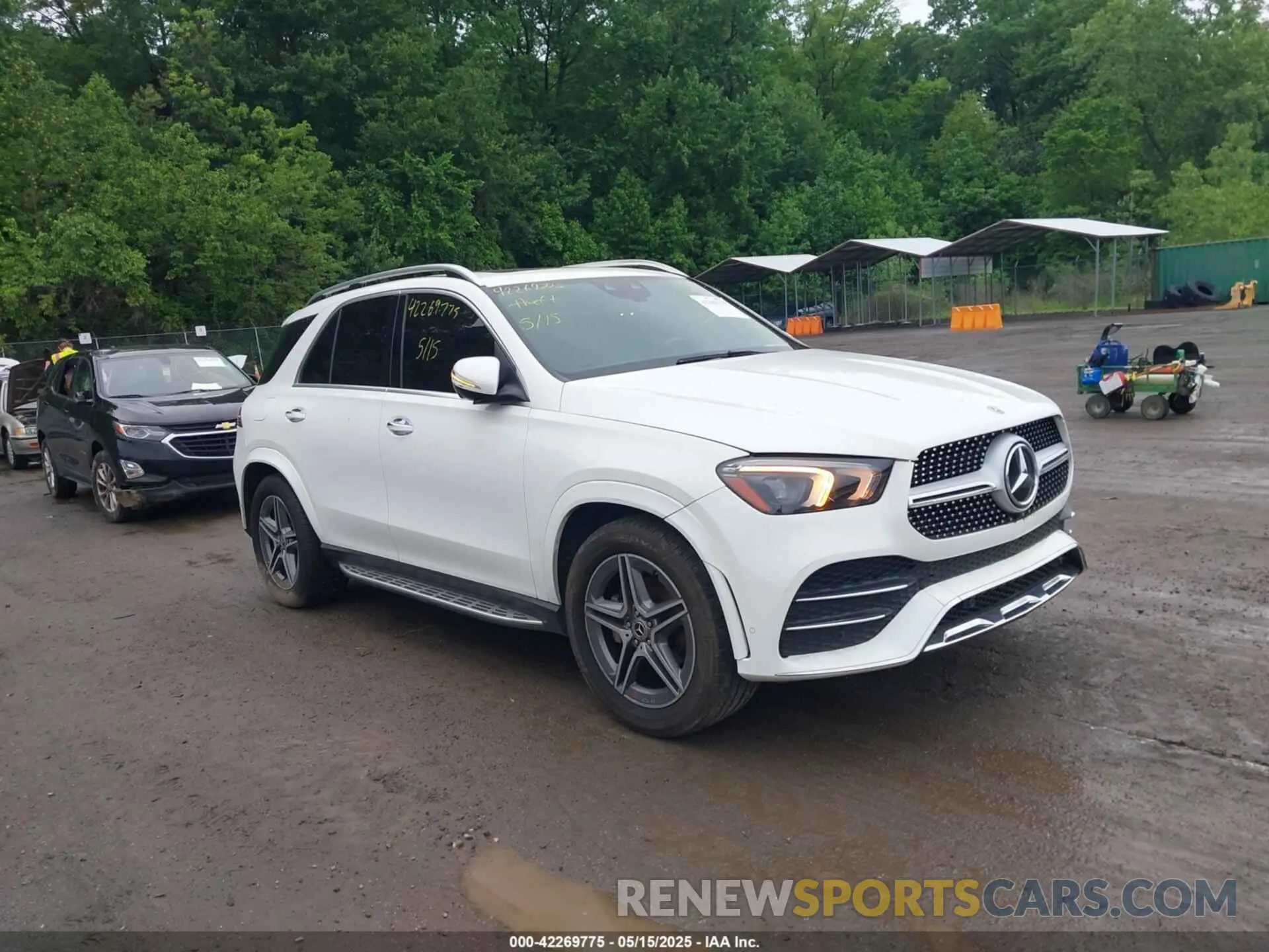 1 Photograph of a damaged car 4JGFB4JBXNA682944 MERCEDES-BENZ GLE 350 2022