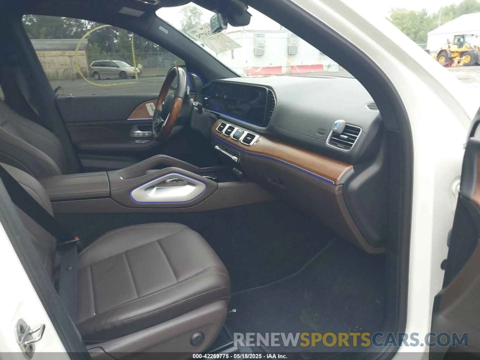 5 Photograph of a damaged car 4JGFB4JBXNA682944 MERCEDES-BENZ GLE 350 2022