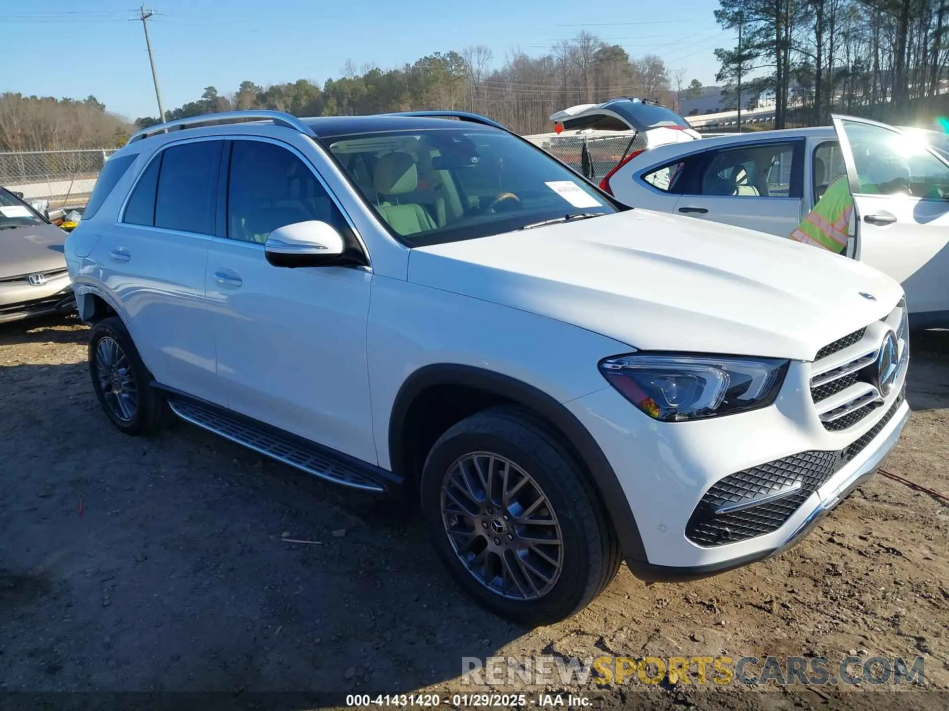1 Фотография поврежденного автомобиля 4JGFB4JBXNA739949 MERCEDES-BENZ GLE 350 2022