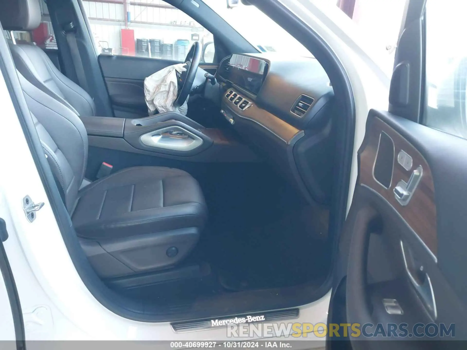5 Photograph of a damaged car 4JGFB4KB2NA823696 MERCEDES-BENZ GLE 350 2022