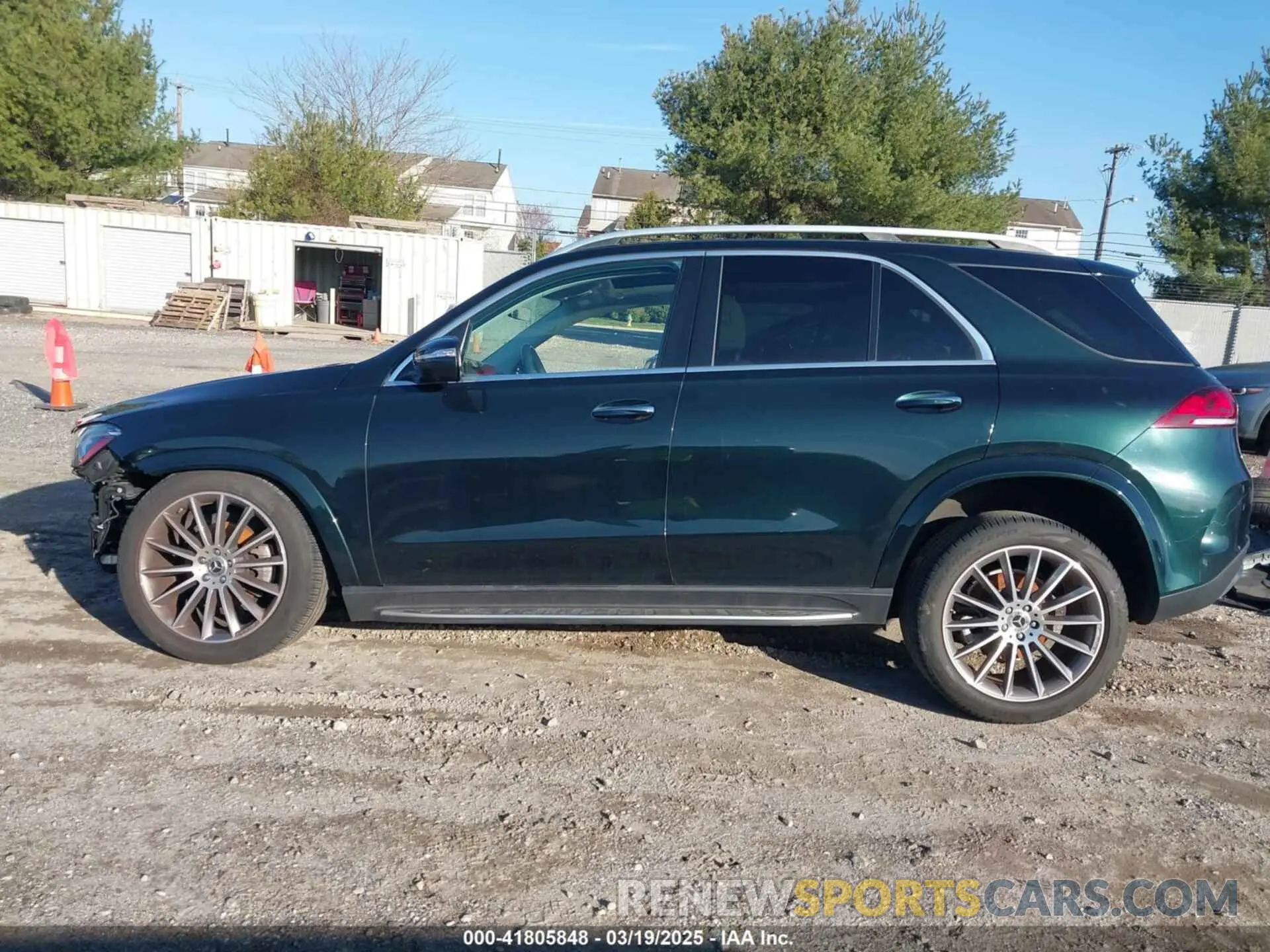 14 Photograph of a damaged car 4JGFB4KB3NA646818 MERCEDES-BENZ GLE 350 2022