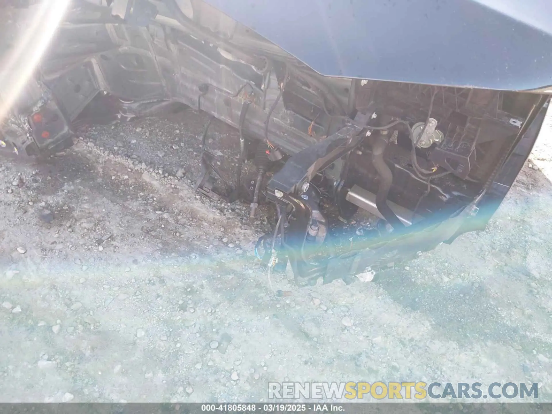 17 Photograph of a damaged car 4JGFB4KB3NA646818 MERCEDES-BENZ GLE 350 2022