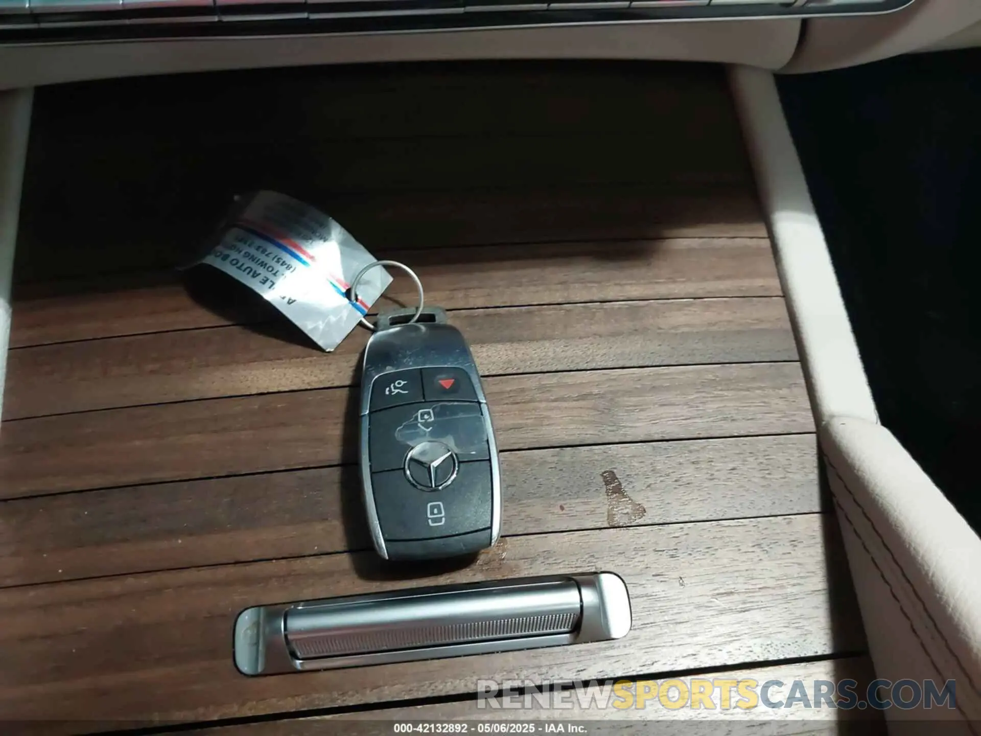 11 Photograph of a damaged car 4JGFB4KB3NA786559 MERCEDES-BENZ GLE 350 2022