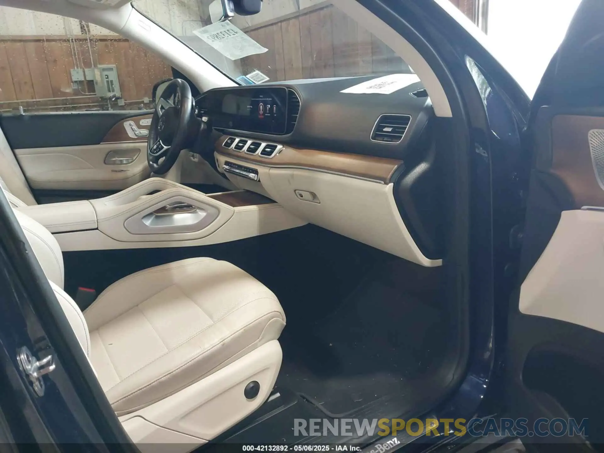 5 Photograph of a damaged car 4JGFB4KB3NA786559 MERCEDES-BENZ GLE 350 2022