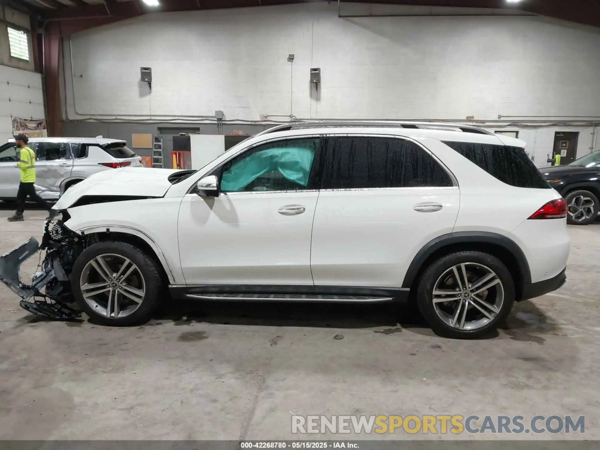 14 Фотография поврежденного автомобиля 4JGFB4KB4NA680685 MERCEDES-BENZ GLE 350 2022