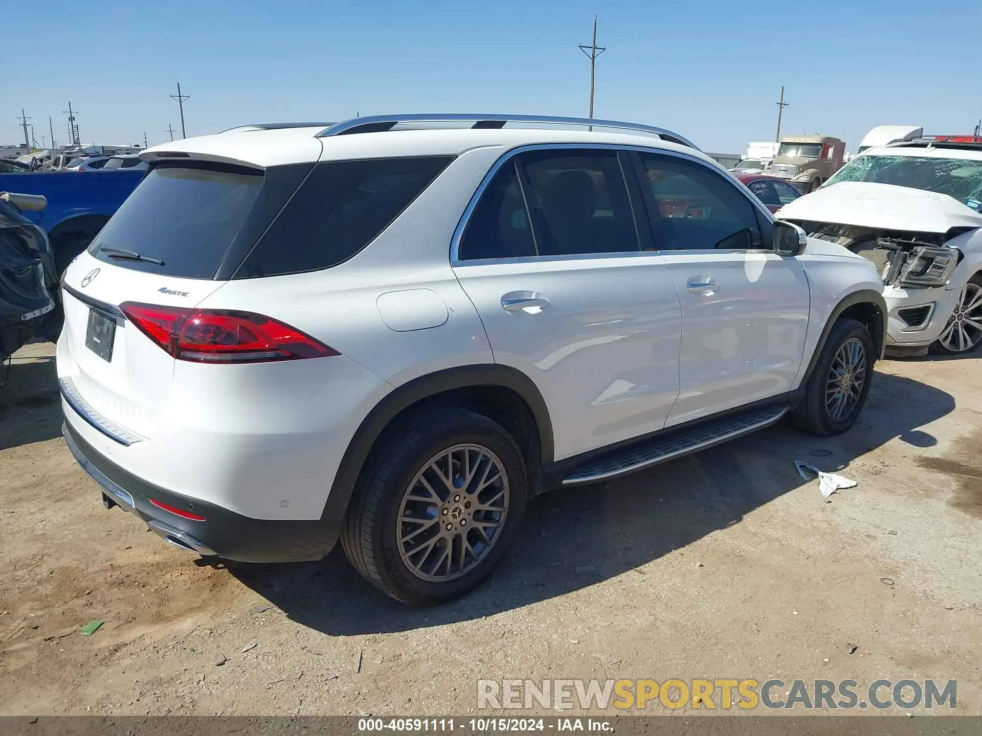 4 Photograph of a damaged car 4JGFB4KB5NA590638 MERCEDES-BENZ GLE 350 2022