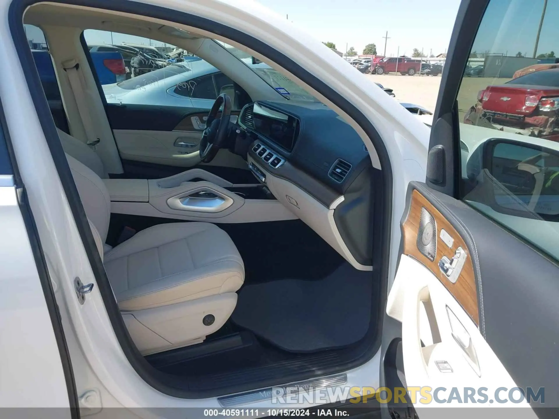 5 Photograph of a damaged car 4JGFB4KB5NA590638 MERCEDES-BENZ GLE 350 2022