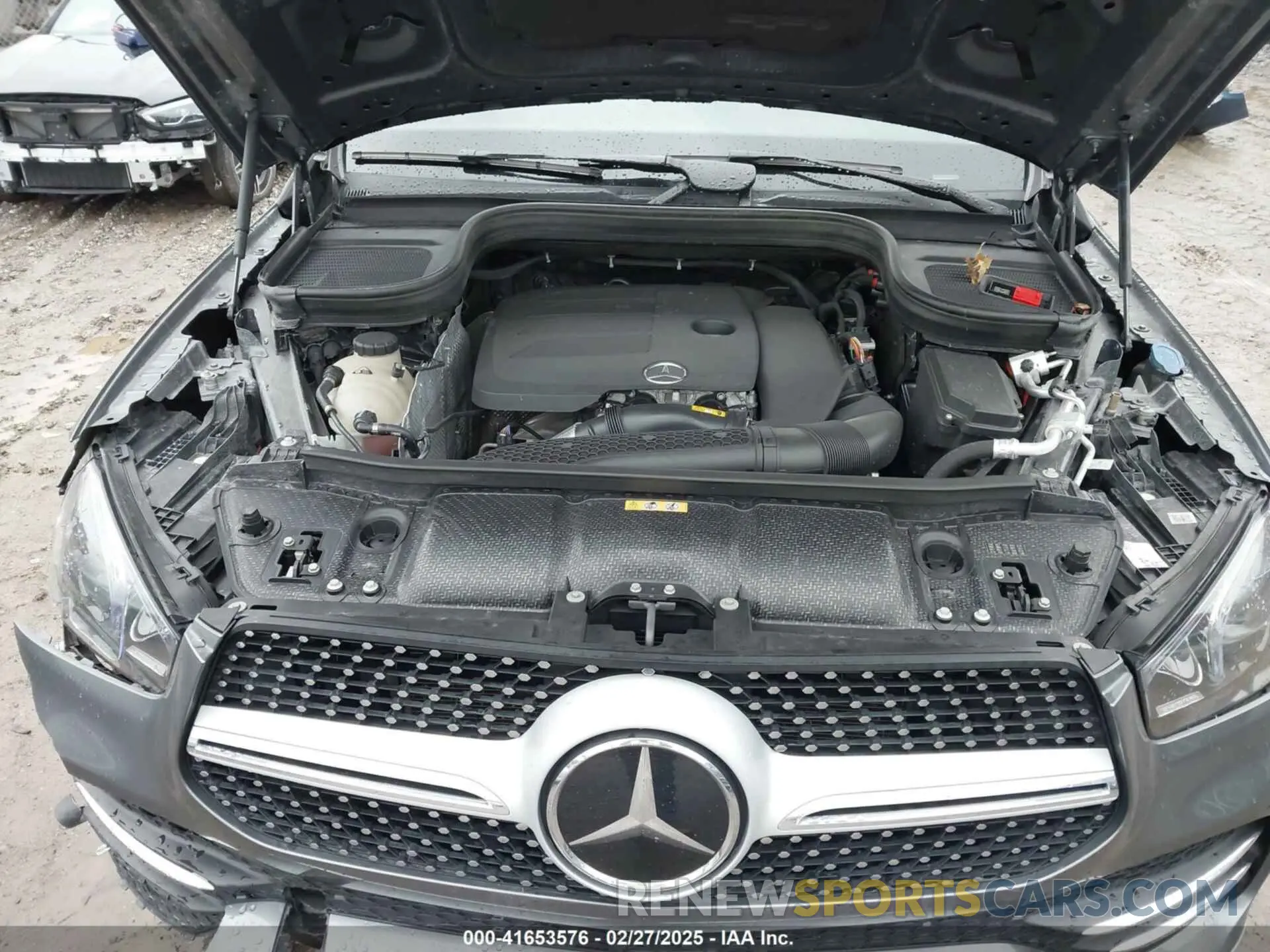 10 Photograph of a damaged car 4JGFB4KB5NA742269 MERCEDES-BENZ GLE 350 2022
