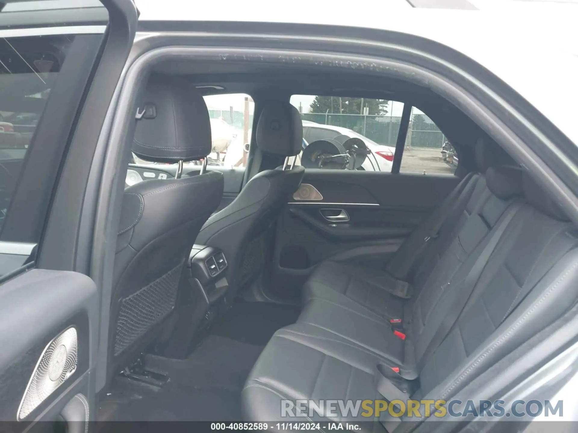 8 Photograph of a damaged car 4JGFB4KB6NA819215 MERCEDES-BENZ GLE 350 2022