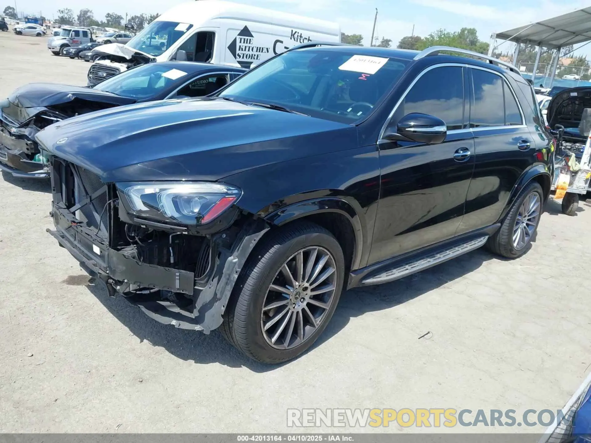 2 Photograph of a damaged car 4JGFB4JB1PA959788 MERCEDES-BENZ GLE 350 2023