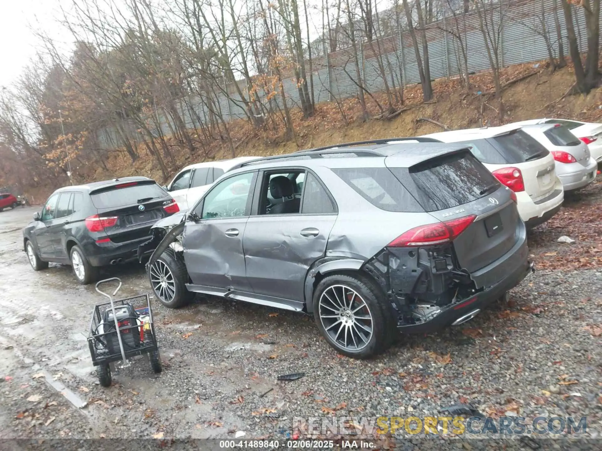 14 Photograph of a damaged car 4JGFB4KB2PA845555 MERCEDES-BENZ GLE 350 2023