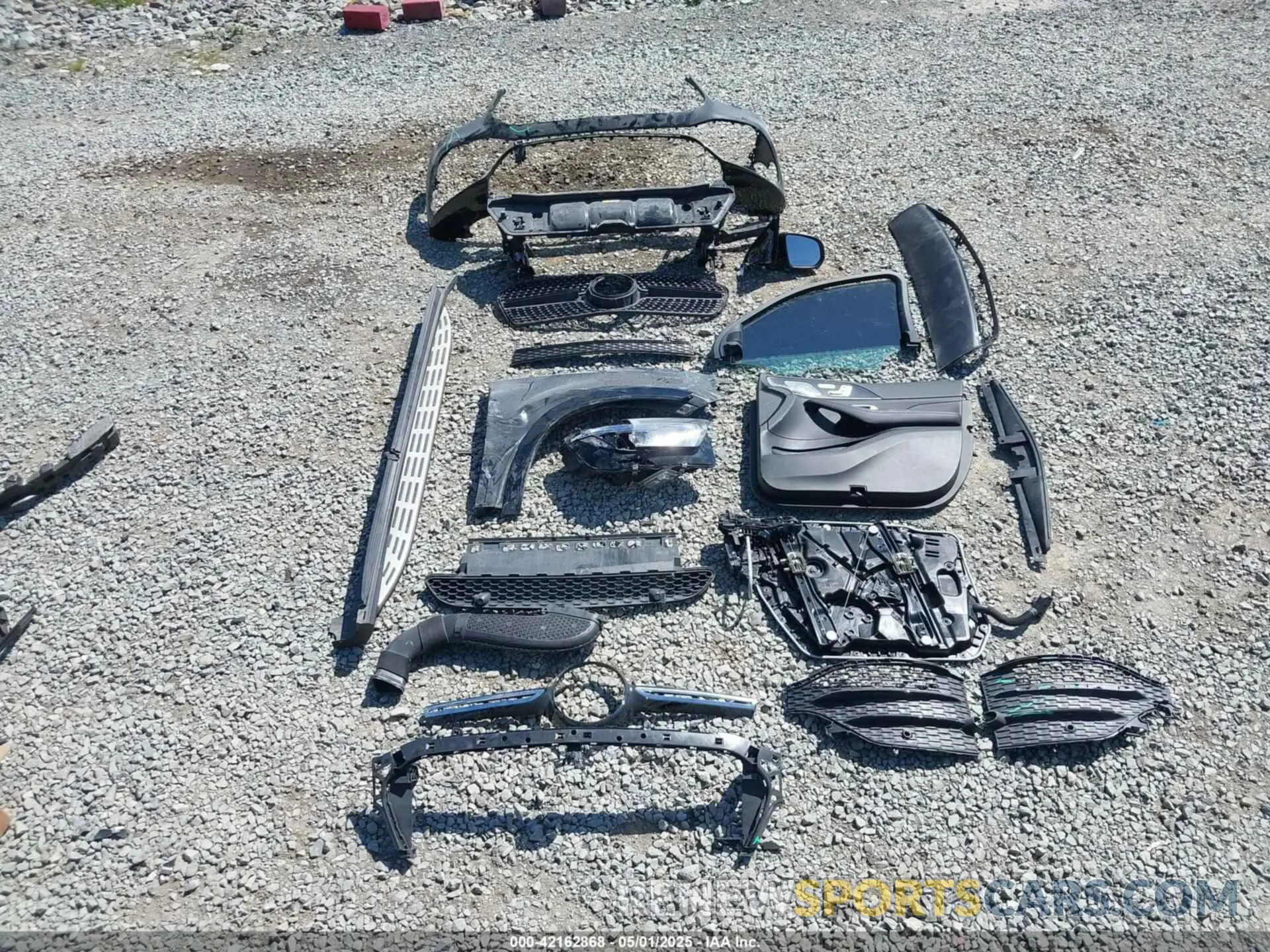 12 Photograph of a damaged car 4JGFB4KB9PA918081 MERCEDES-BENZ GLE 350 2023