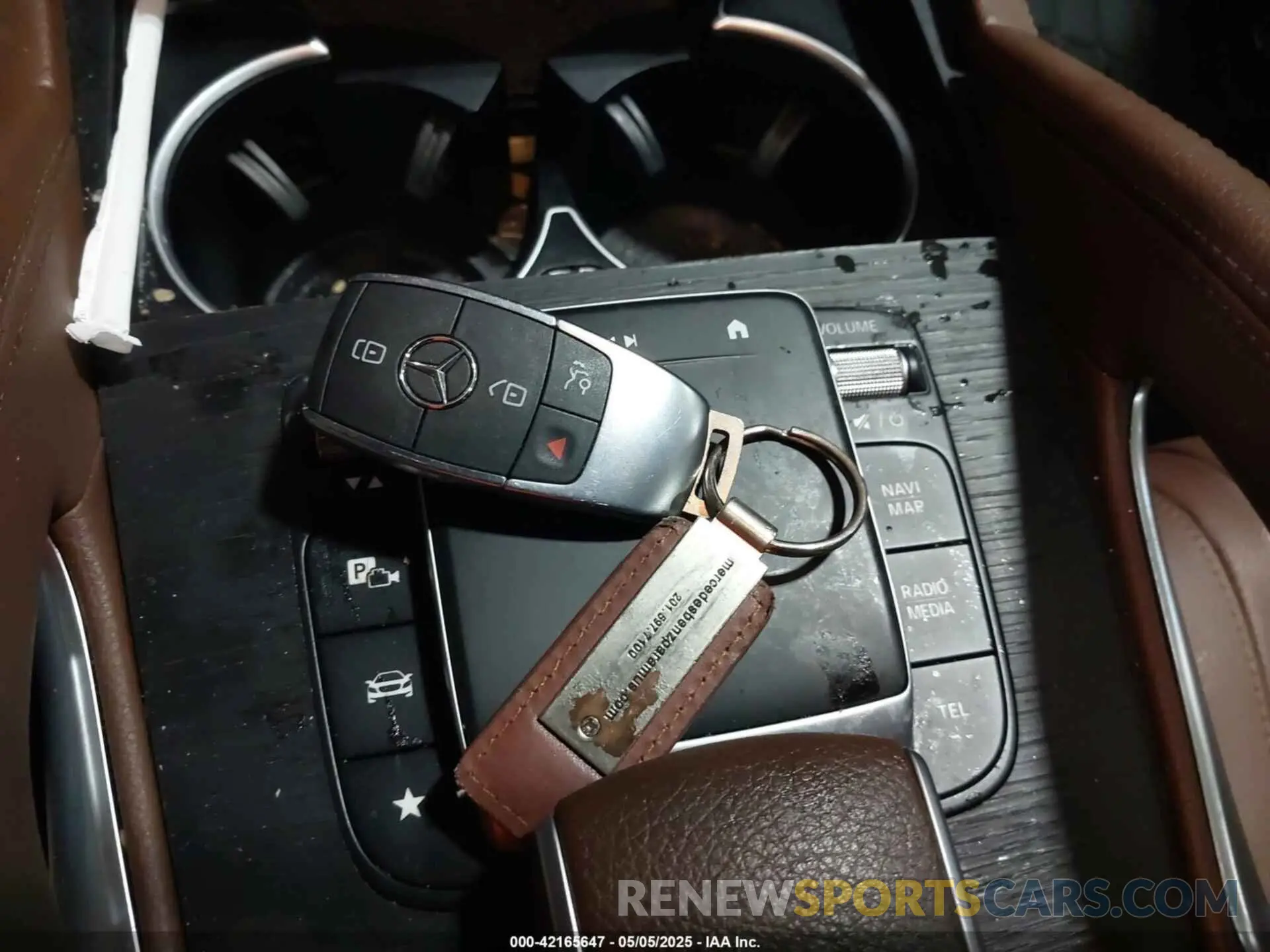 11 Photograph of a damaged car 4JGFB4FB1RA994293 MERCEDES-BENZ GLE 350 2024