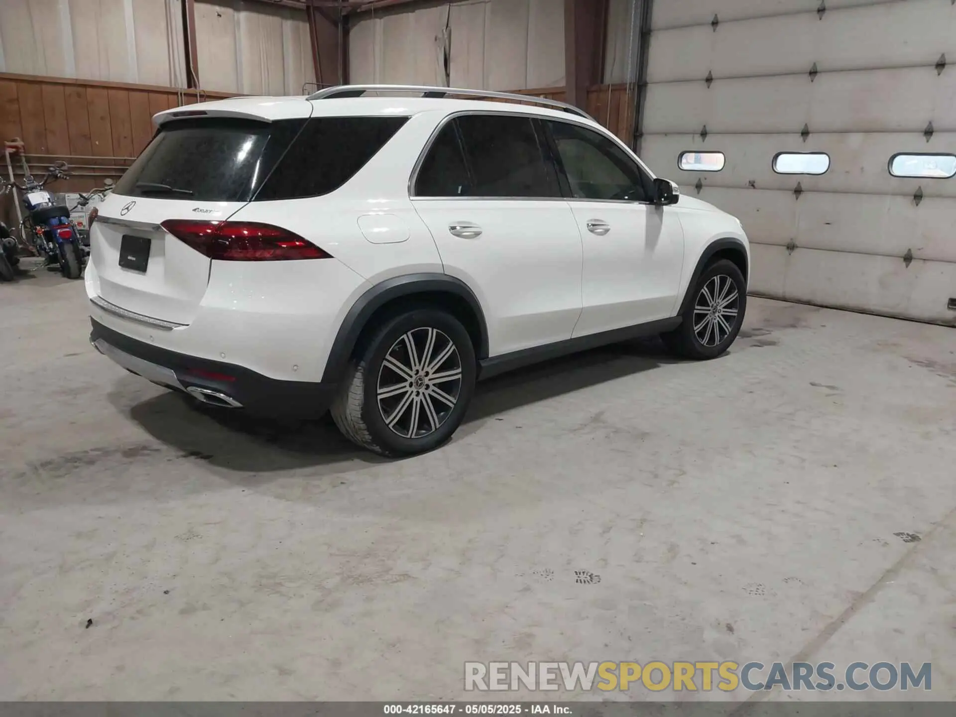 4 Photograph of a damaged car 4JGFB4FB1RA994293 MERCEDES-BENZ GLE 350 2024