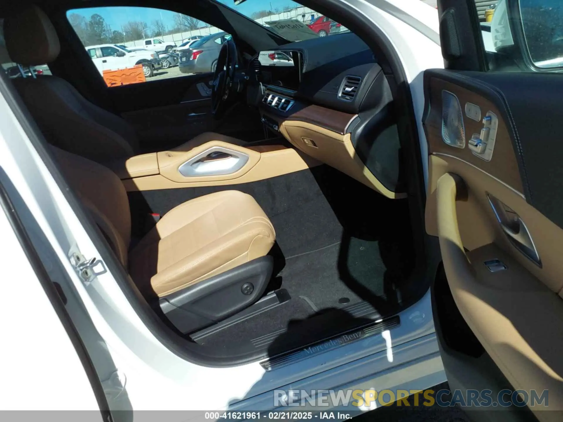 5 Photograph of a damaged car 4JGFB4FB2RA968821 MERCEDES-BENZ GLE 350 2024