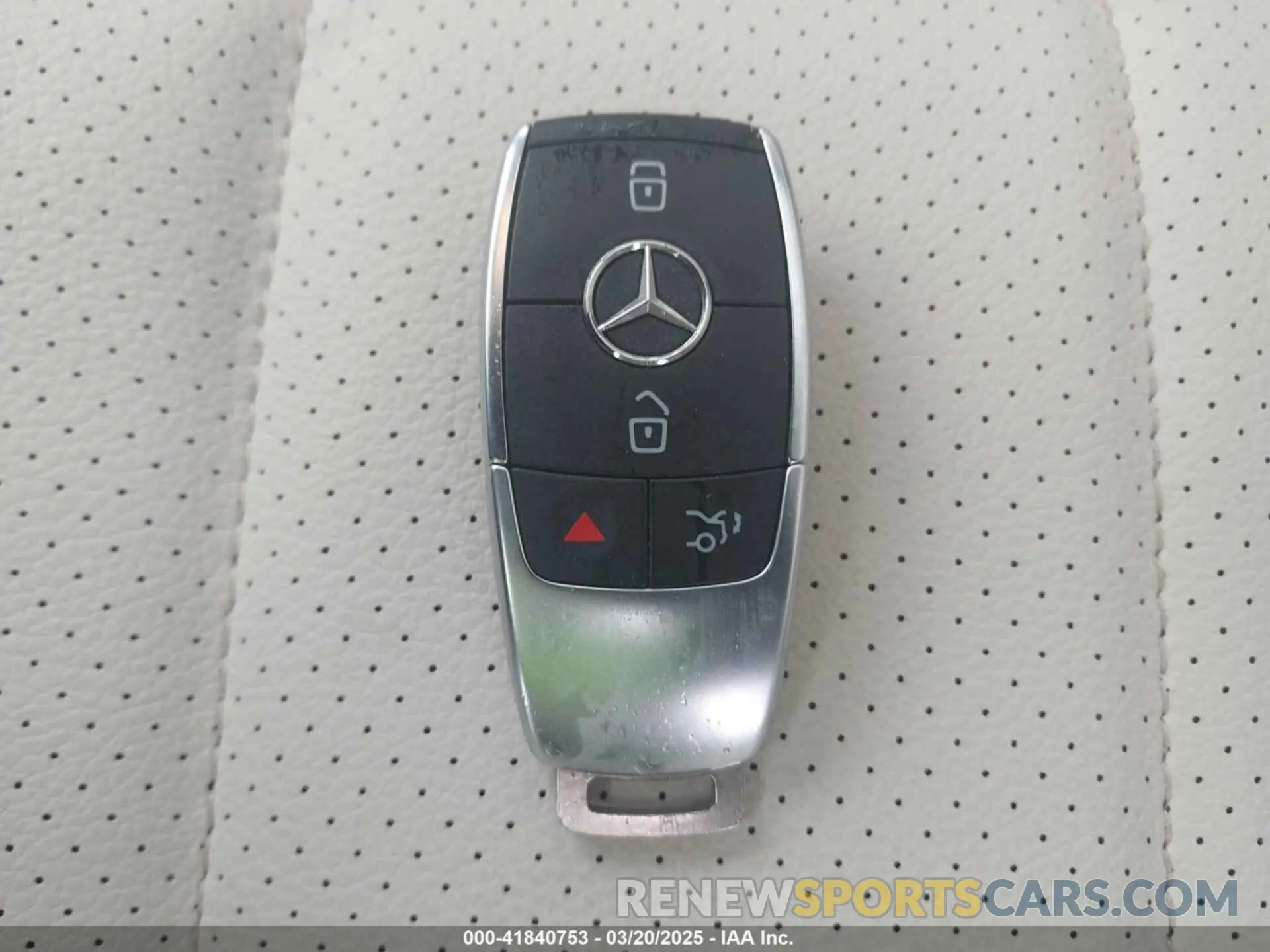 11 Photograph of a damaged car 4JGFB4FB4RB011147 MERCEDES-BENZ GLE 350 2024