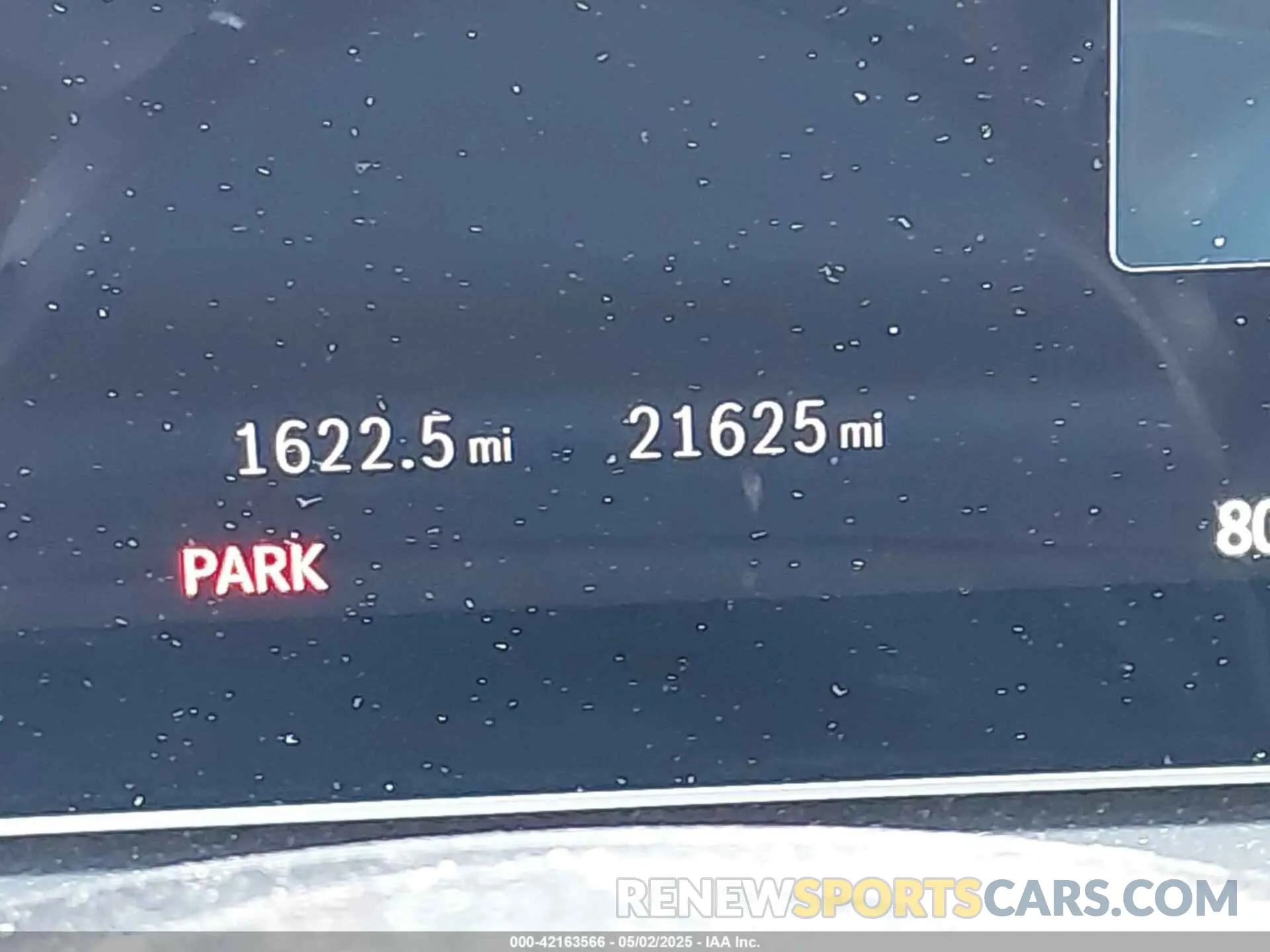 16 Photograph of a damaged car 4JGFB4FB9RB115052 MERCEDES-BENZ GLE 350 2024