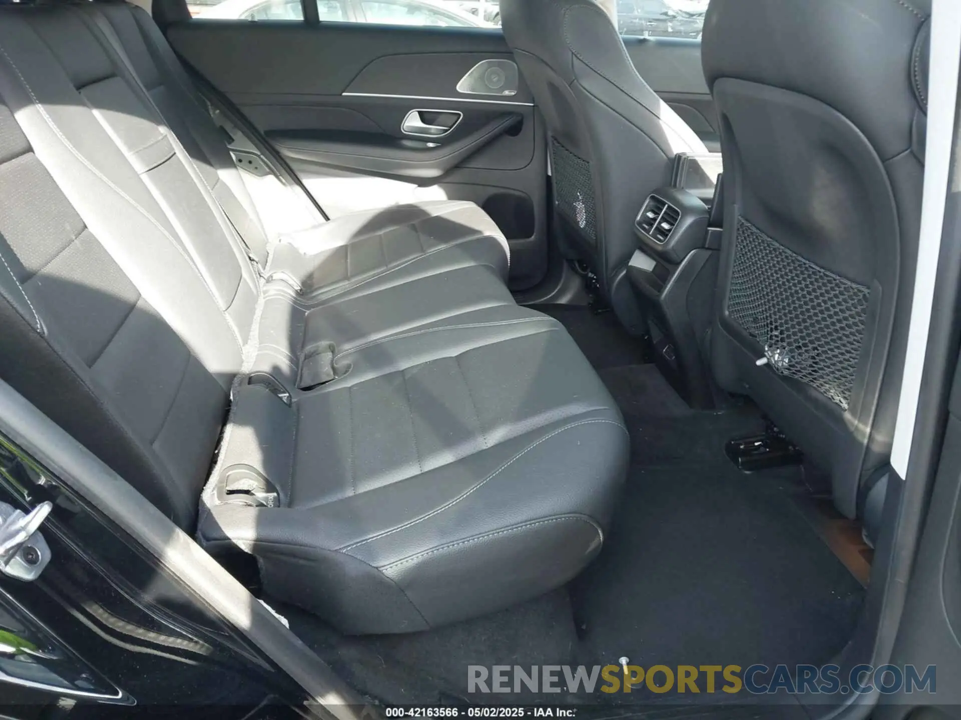 8 Photograph of a damaged car 4JGFB4FB9RB115052 MERCEDES-BENZ GLE 350 2024