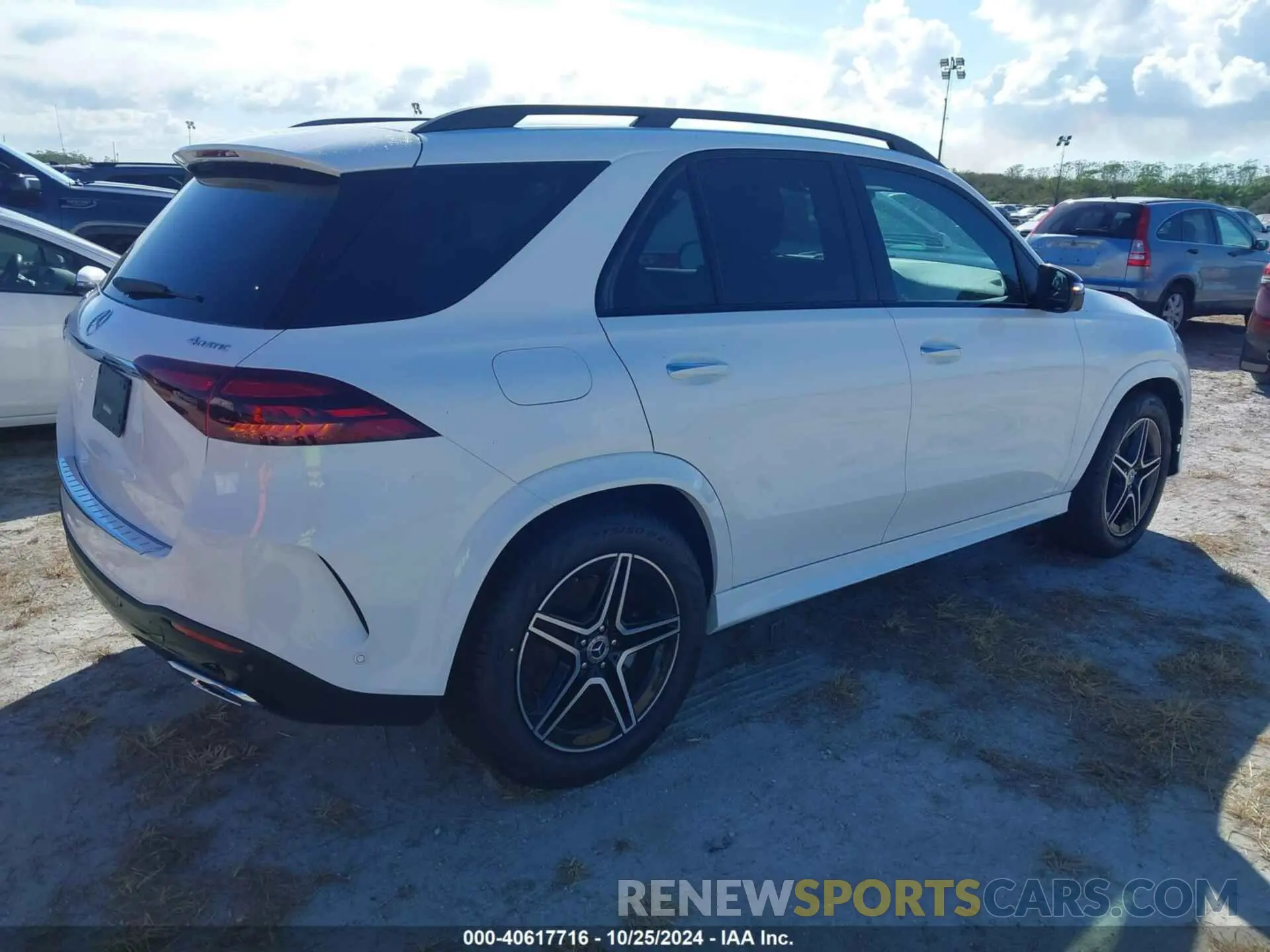 4 Photograph of a damaged car 4JGFB4FB9RB140565 MERCEDES-BENZ GLE 350 2024