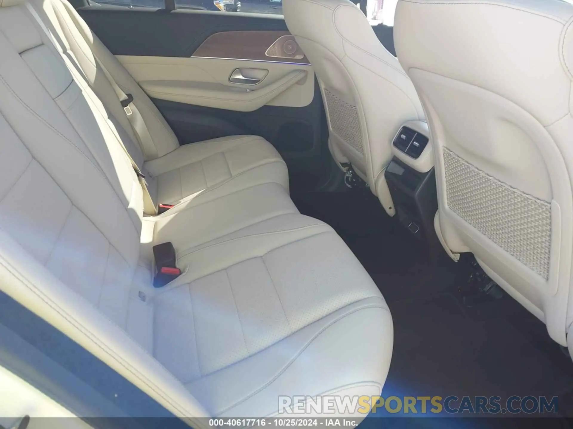 8 Photograph of a damaged car 4JGFB4FB9RB140565 MERCEDES-BENZ GLE 350 2024
