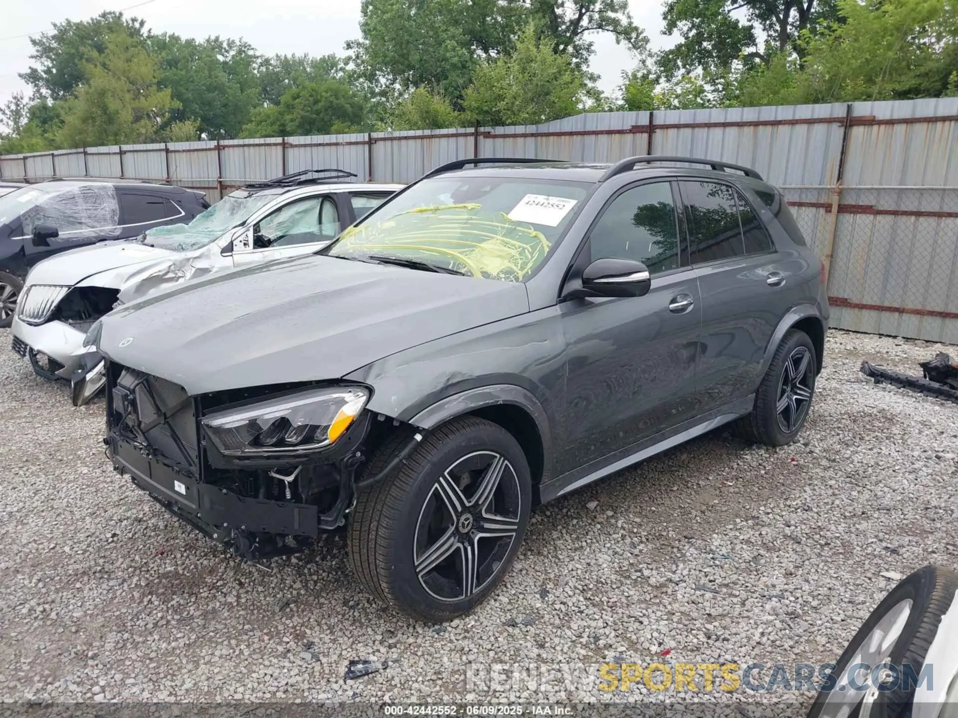 2 Photograph of a damaged car 4JGFB4FBXRB129297 MERCEDES-BENZ GLE 350 2024