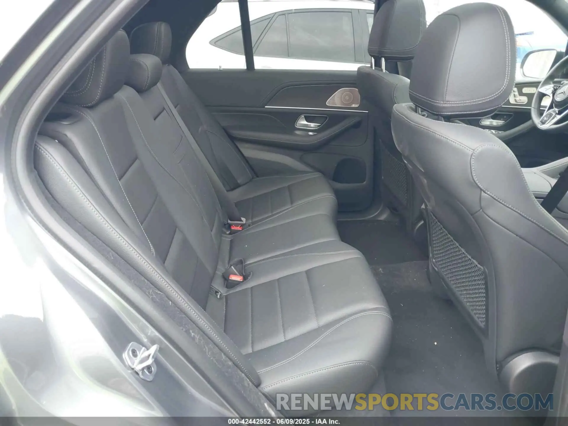 8 Photograph of a damaged car 4JGFB4FBXRB129297 MERCEDES-BENZ GLE 350 2024